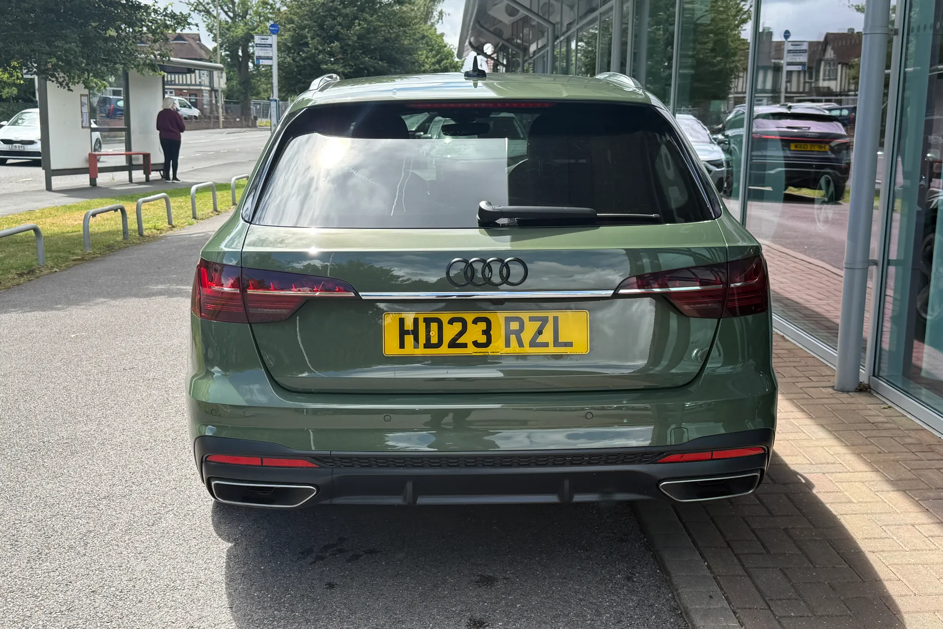 Audi A4 thumbnail image number 48