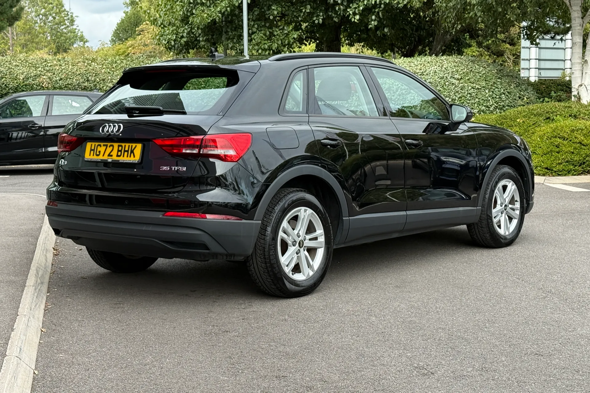 Audi Q3 thumbnail image number 23
