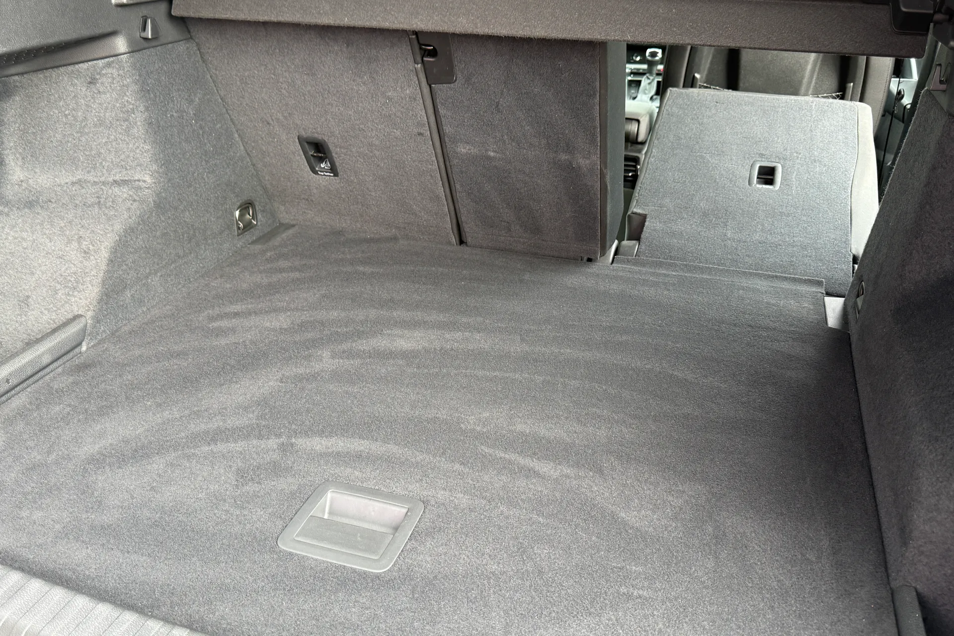 Audi Q3 thumbnail image number 47