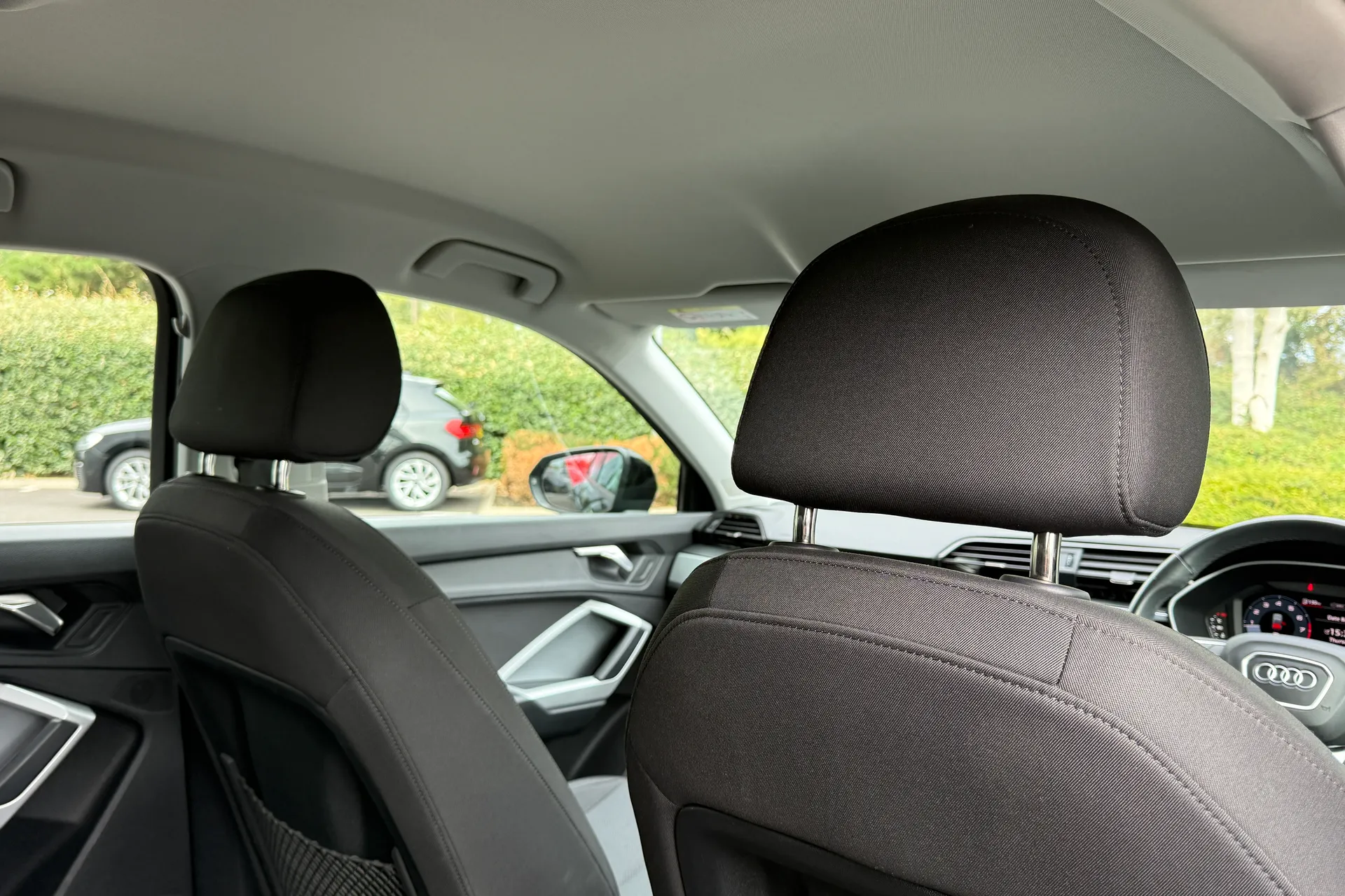Audi Q3 thumbnail image number 45