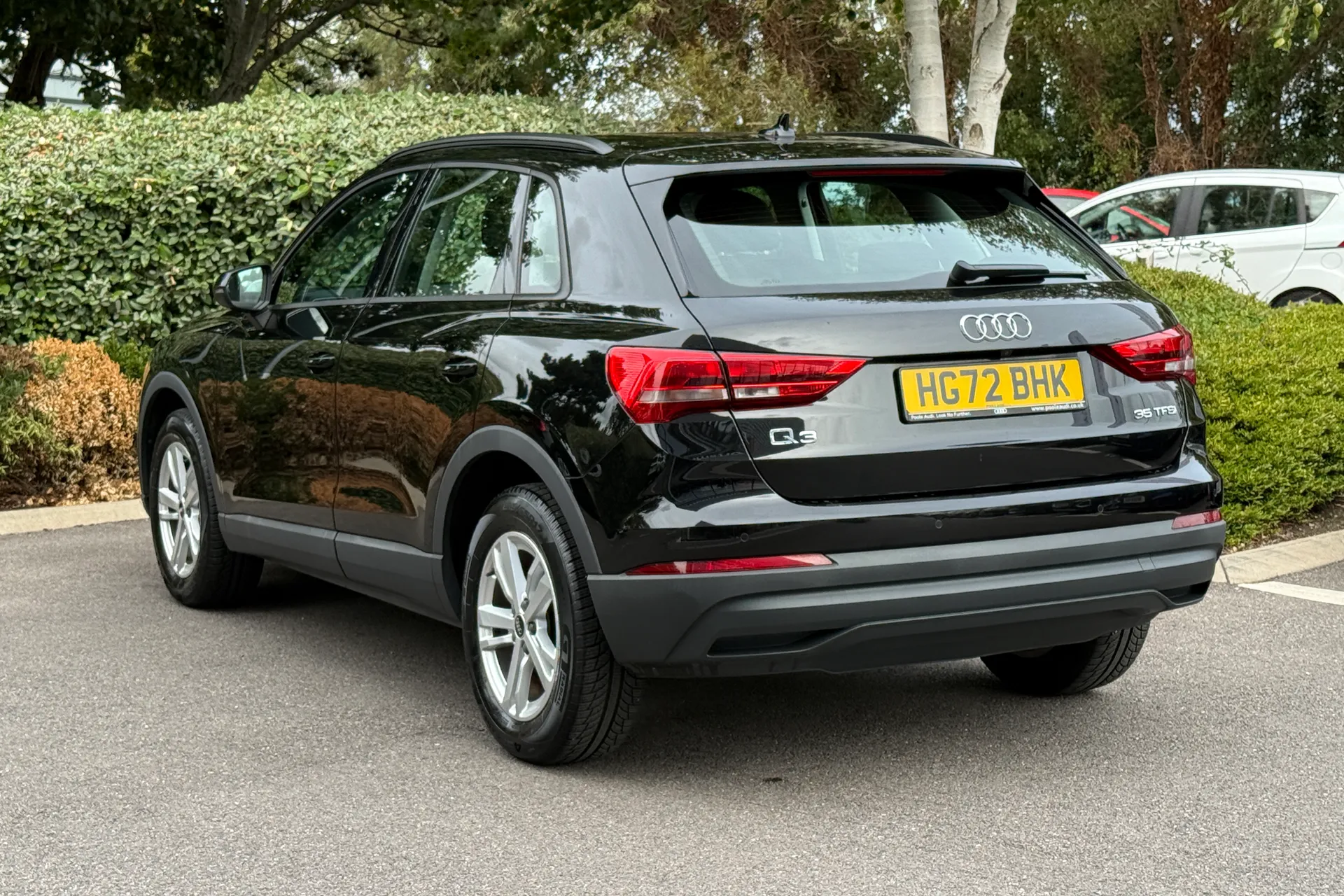 Audi Q3 thumbnail image number 12