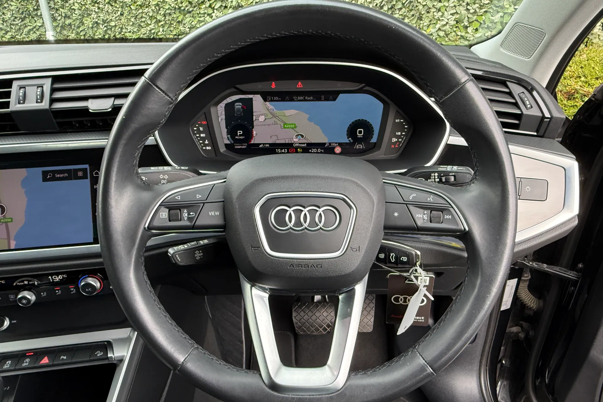 Audi Q3 thumbnail image number 19