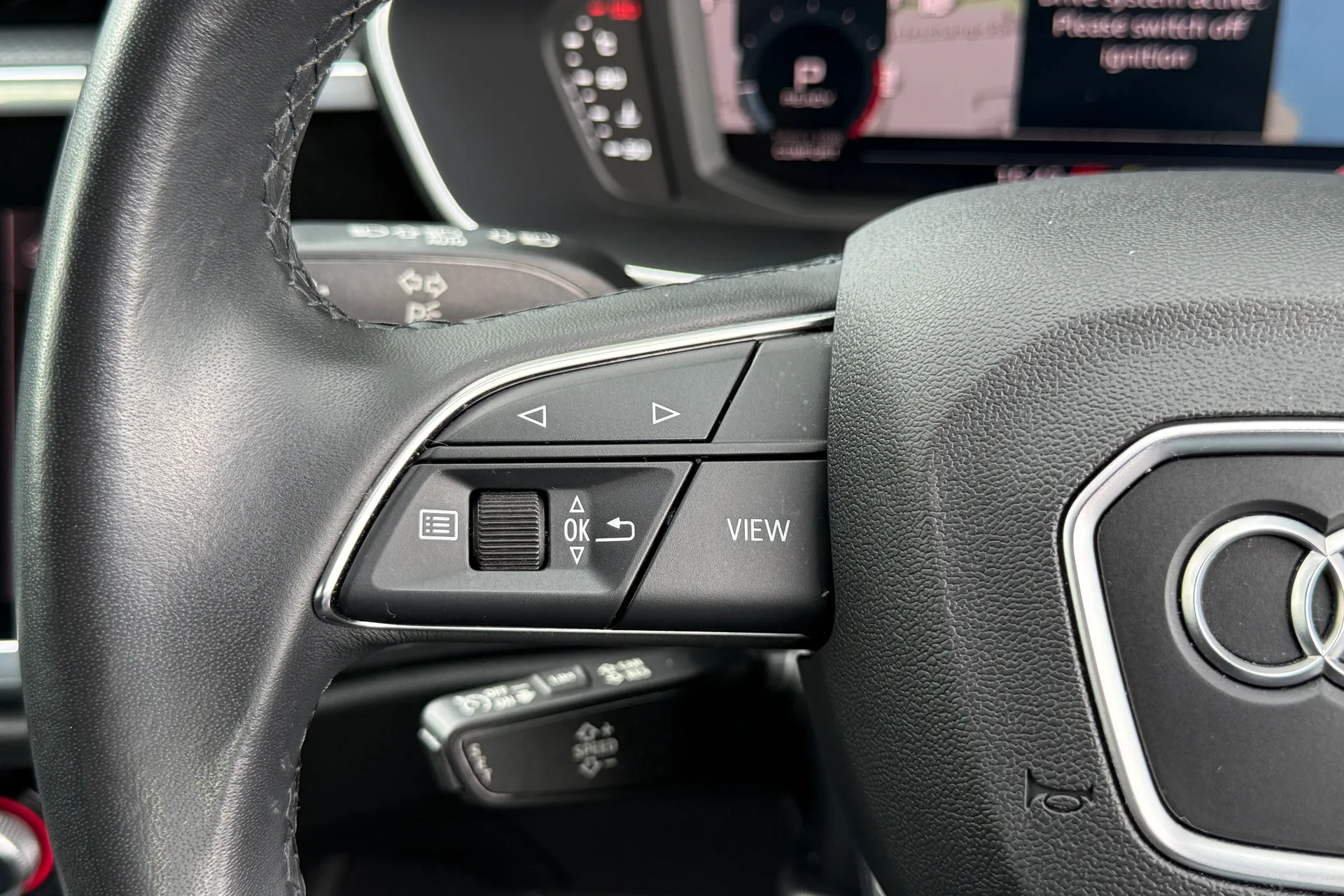 Audi Q3 thumbnail image number 50