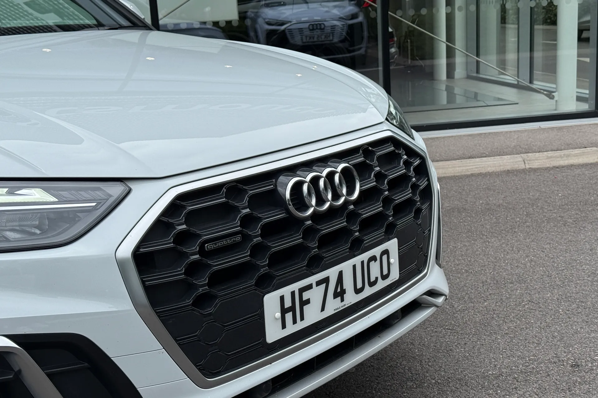 Audi Q5 thumbnail image number 11