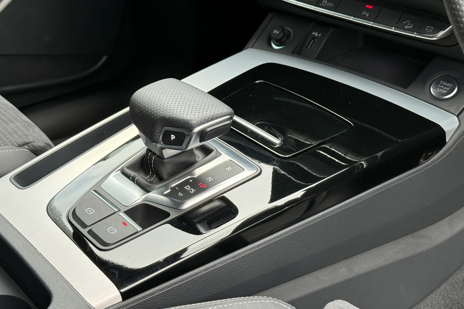 Audi Q5 thumbnail image number 13