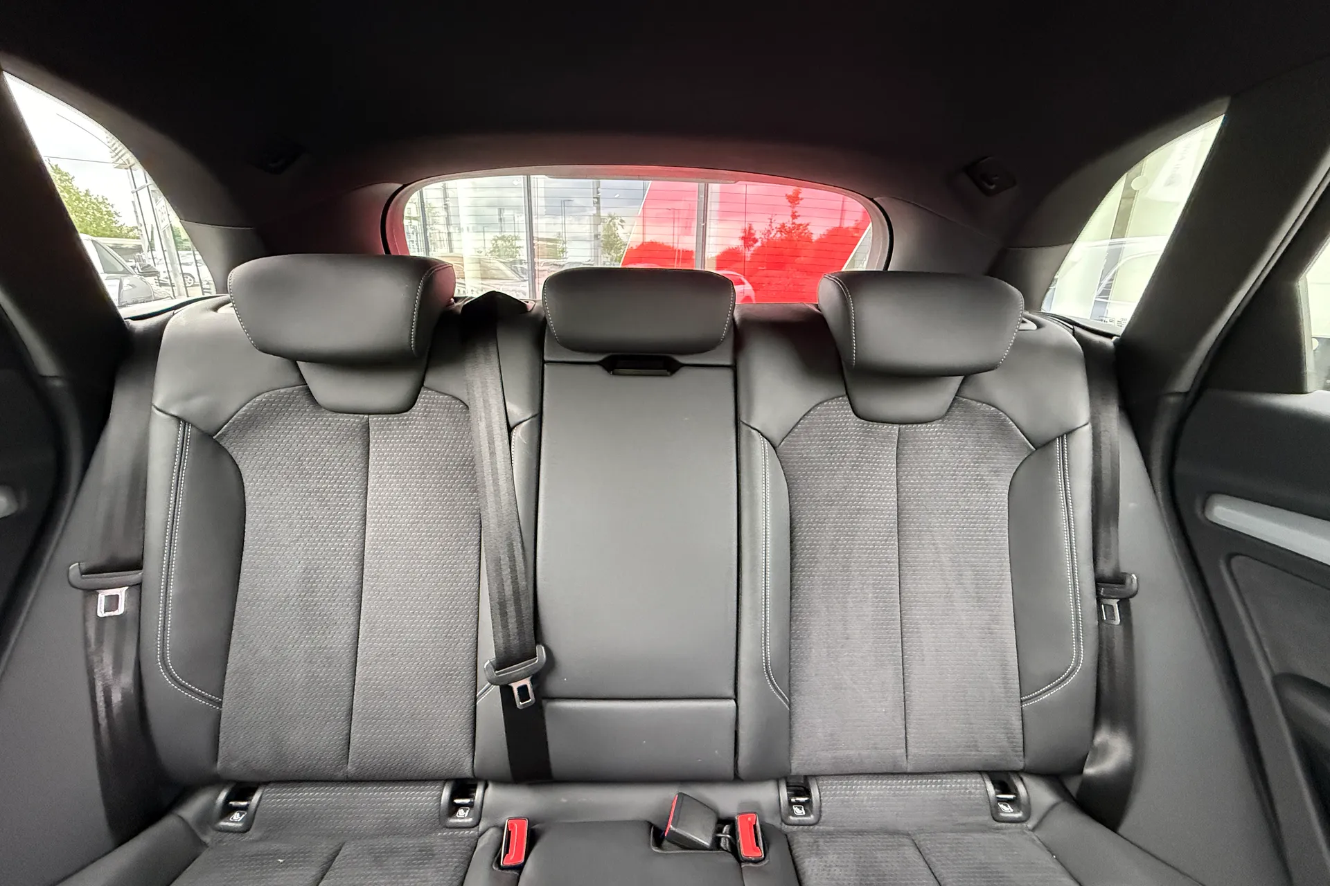 Audi Q5 thumbnail image number 26
