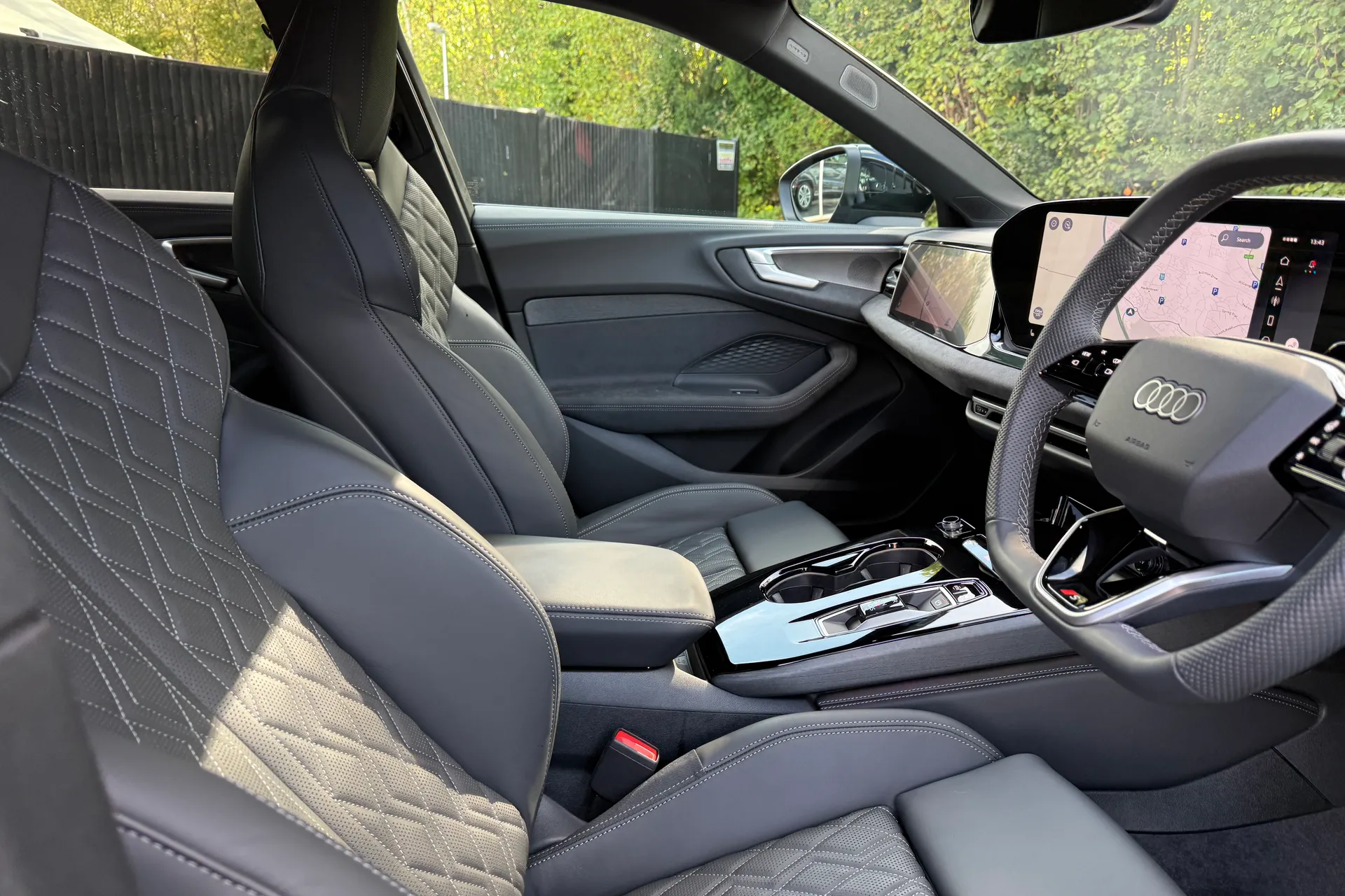 Audi A5 thumbnail image number 25