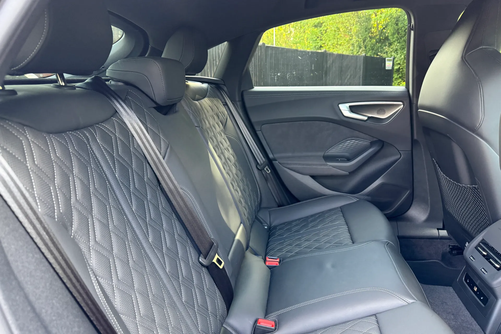 Audi A5 thumbnail image number 29