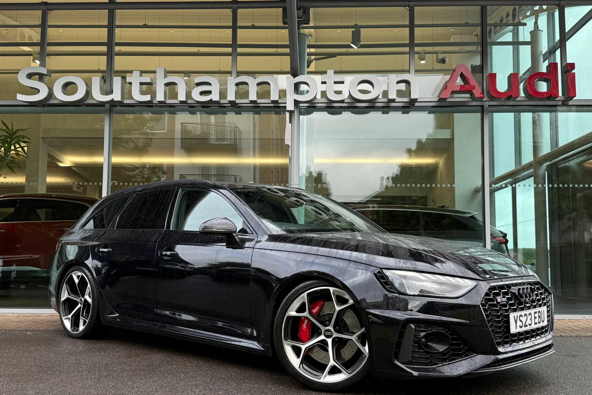 Audi RS4 focused image
