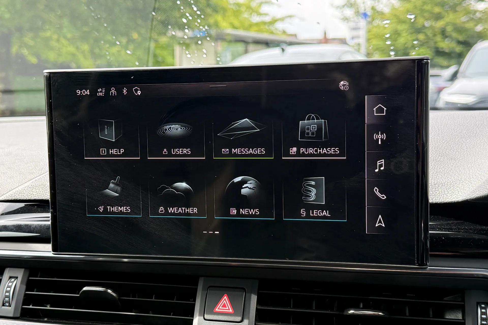 Audi RS4 thumbnail image number 23
