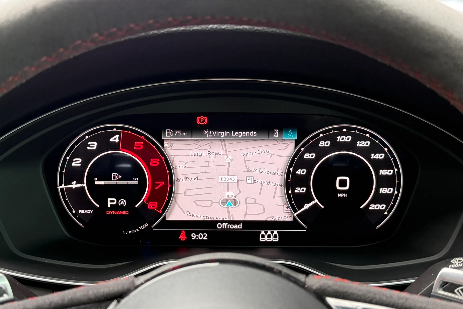 Audi RS4 thumbnail image number 10