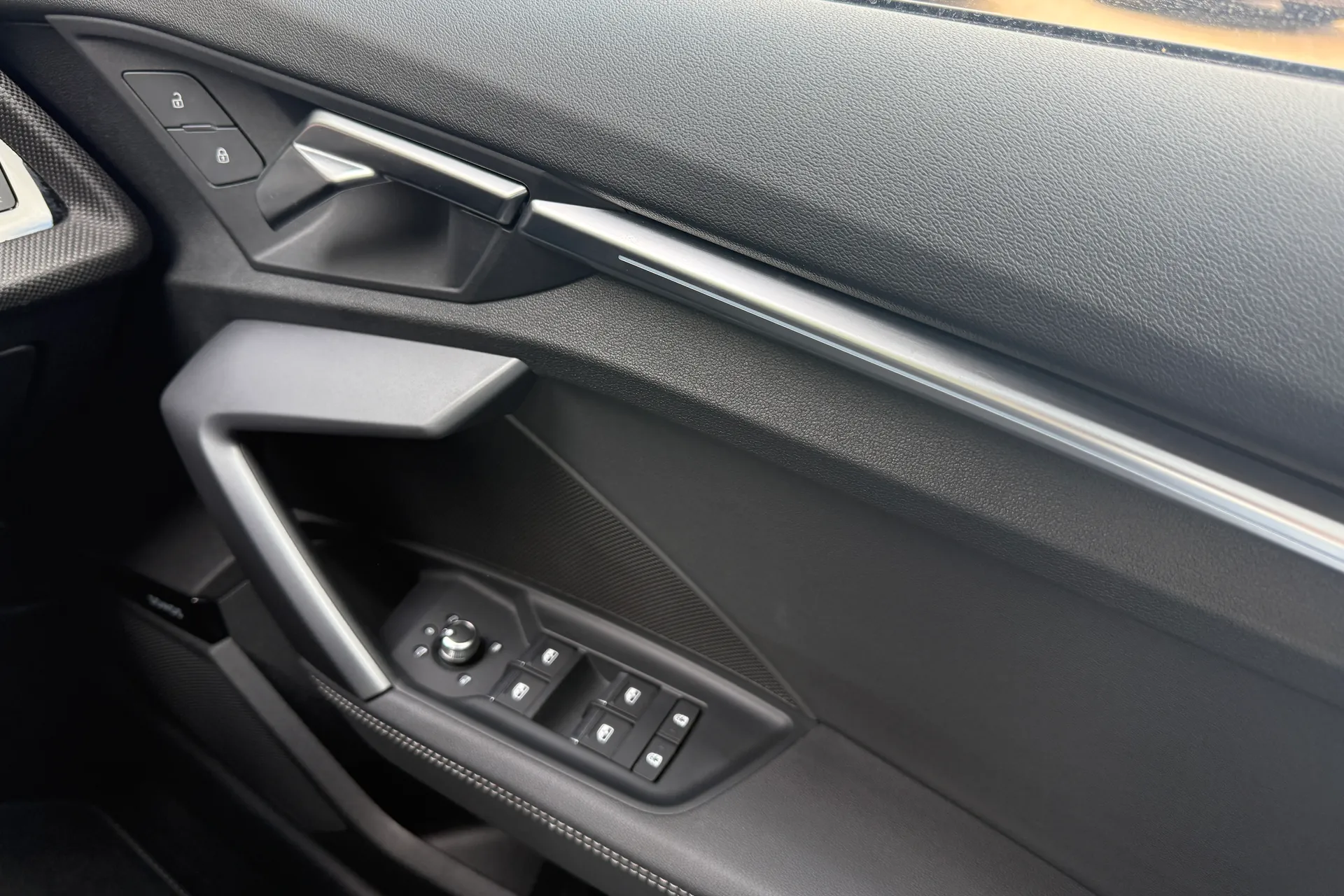 Audi A3 thumbnail image number 28
