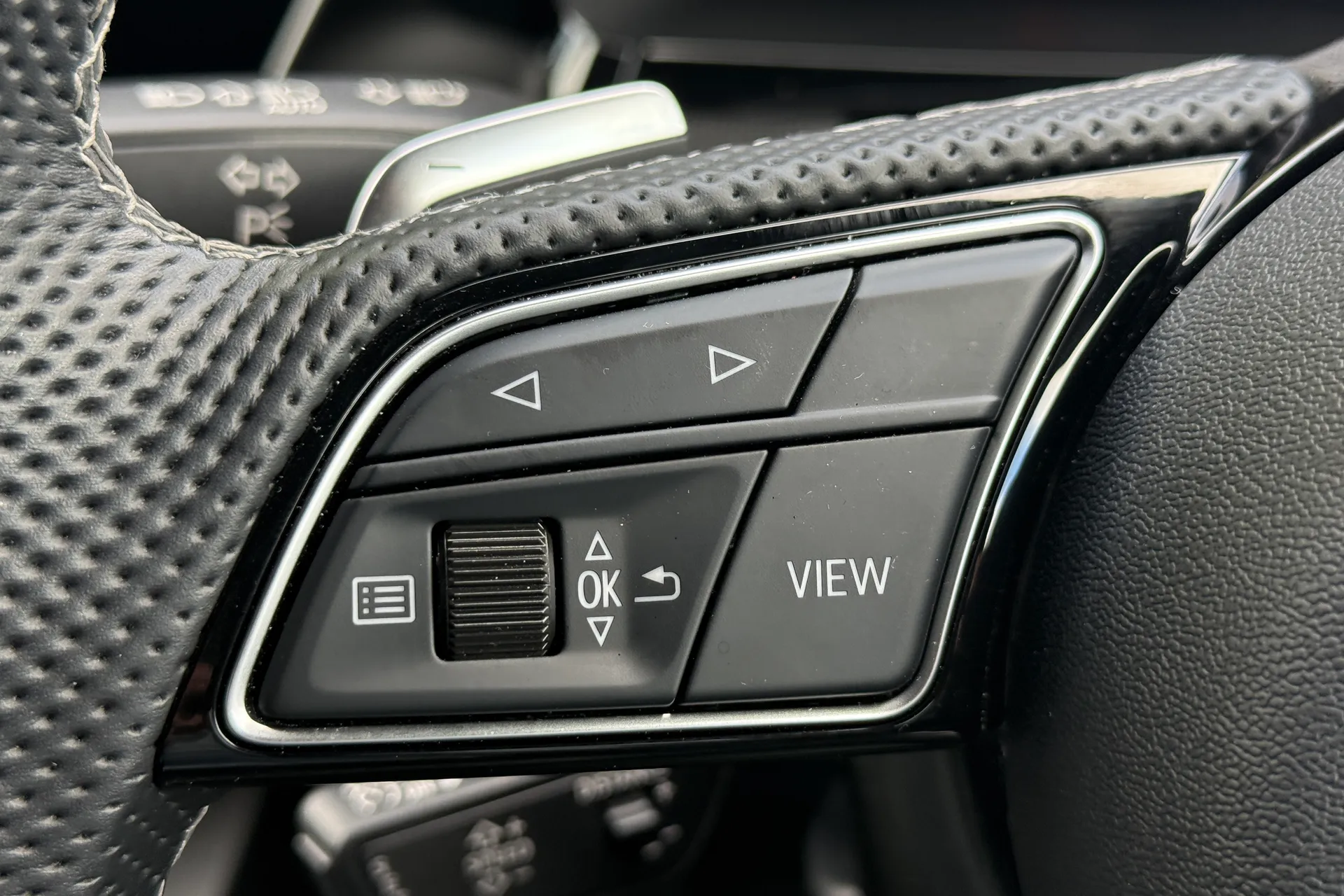 Audi A3 thumbnail image number 24