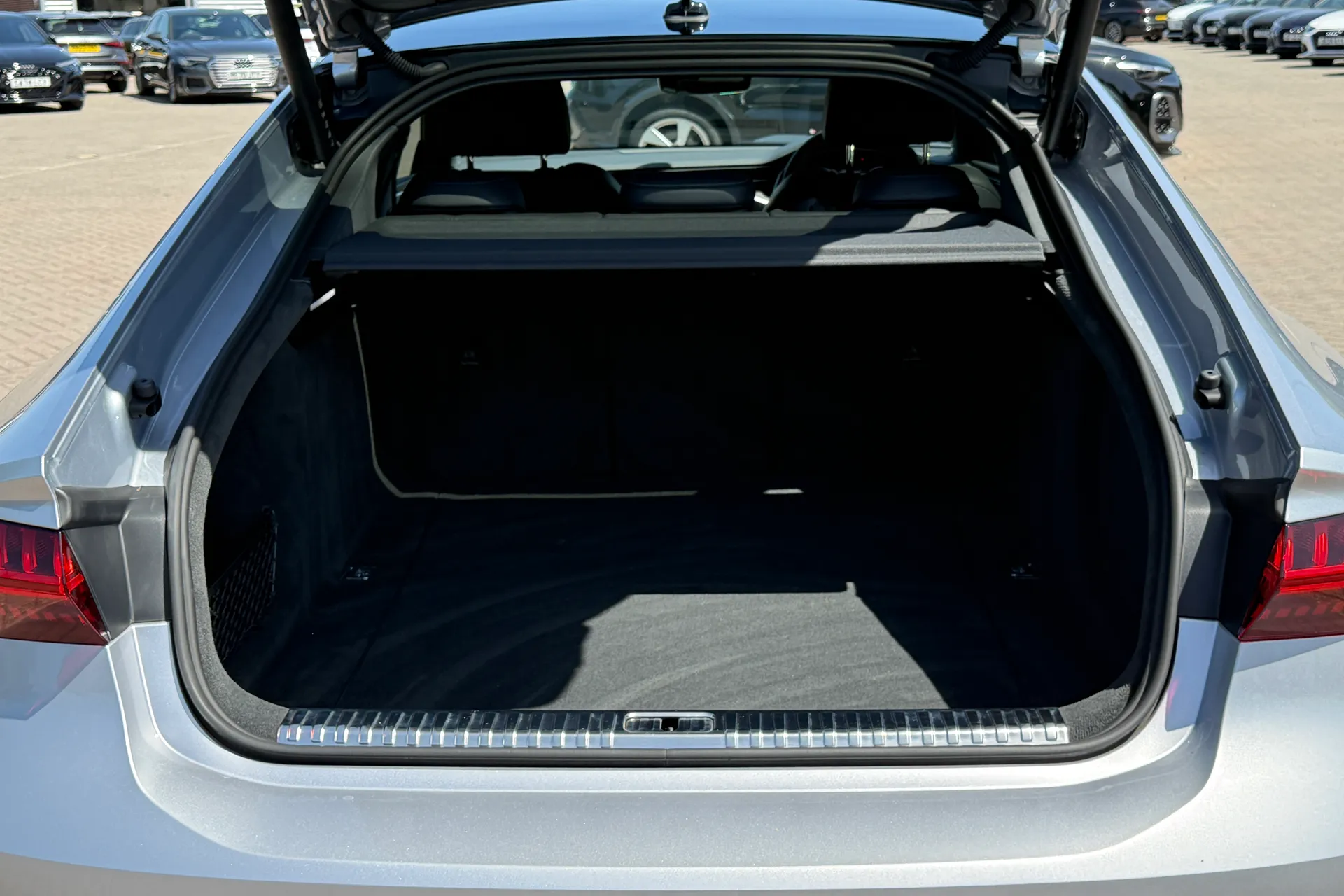 Audi A7 thumbnail image number 44