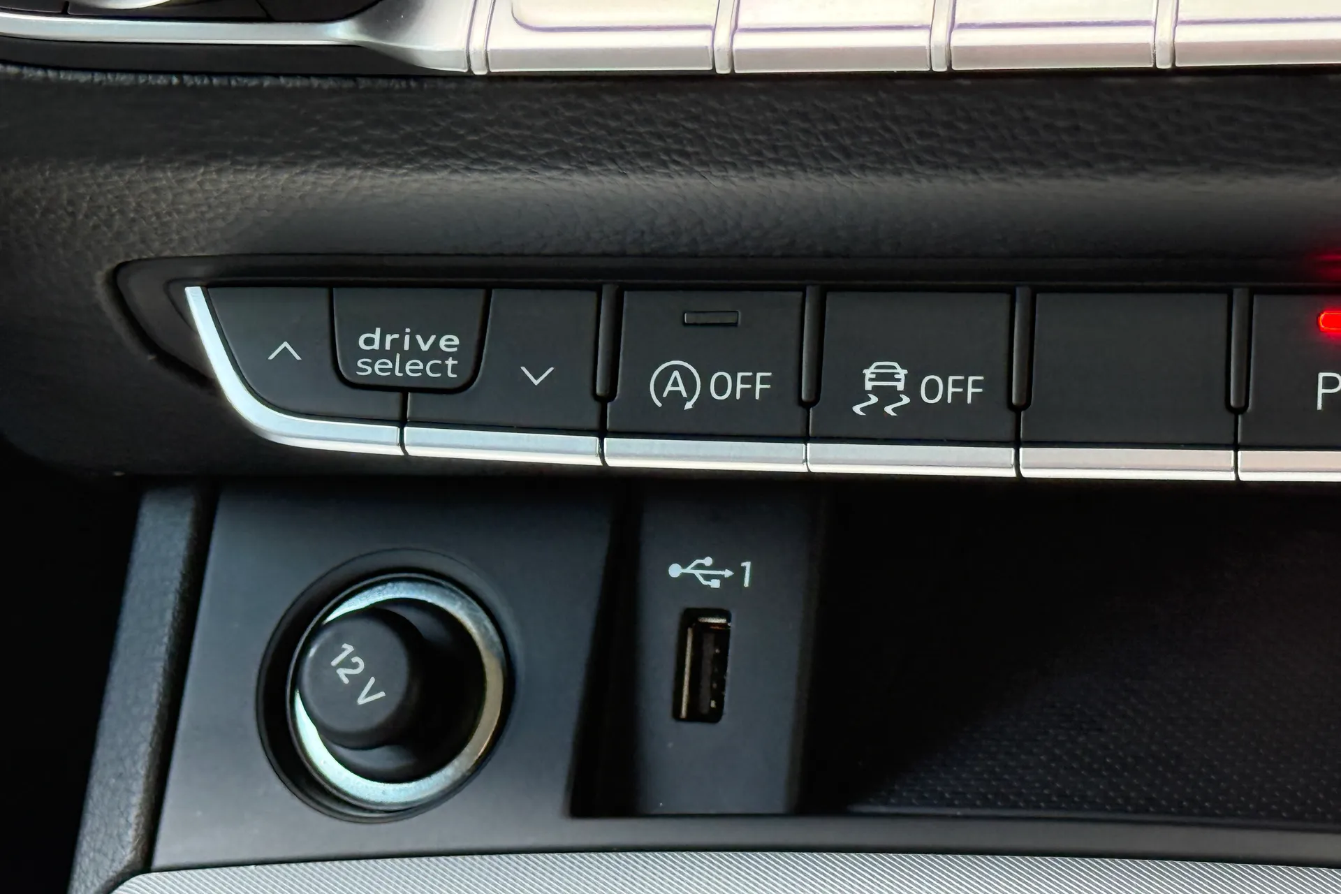 Audi Q5 thumbnail image number 23