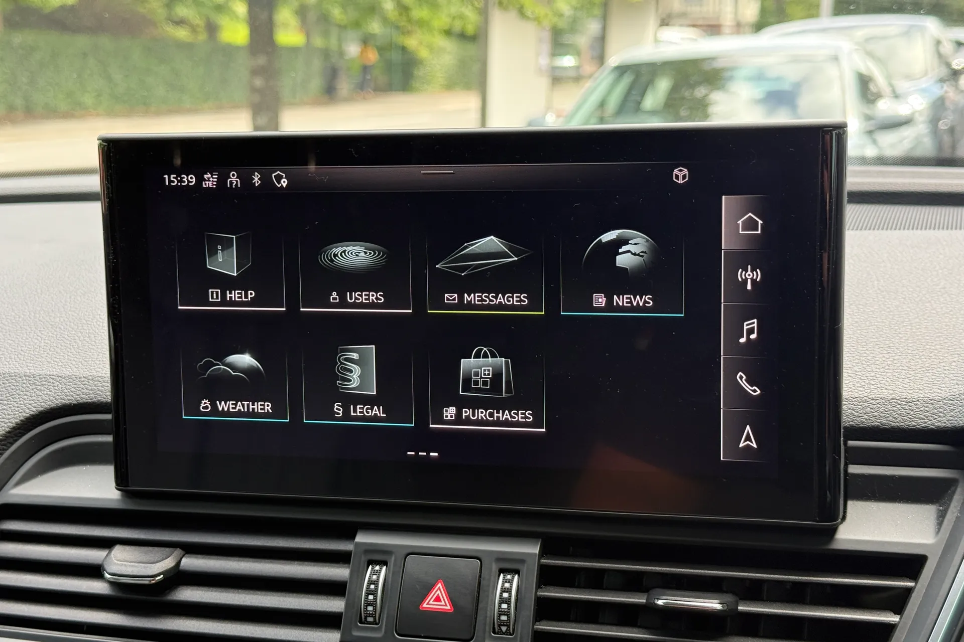 Audi Q5 thumbnail image number 21
