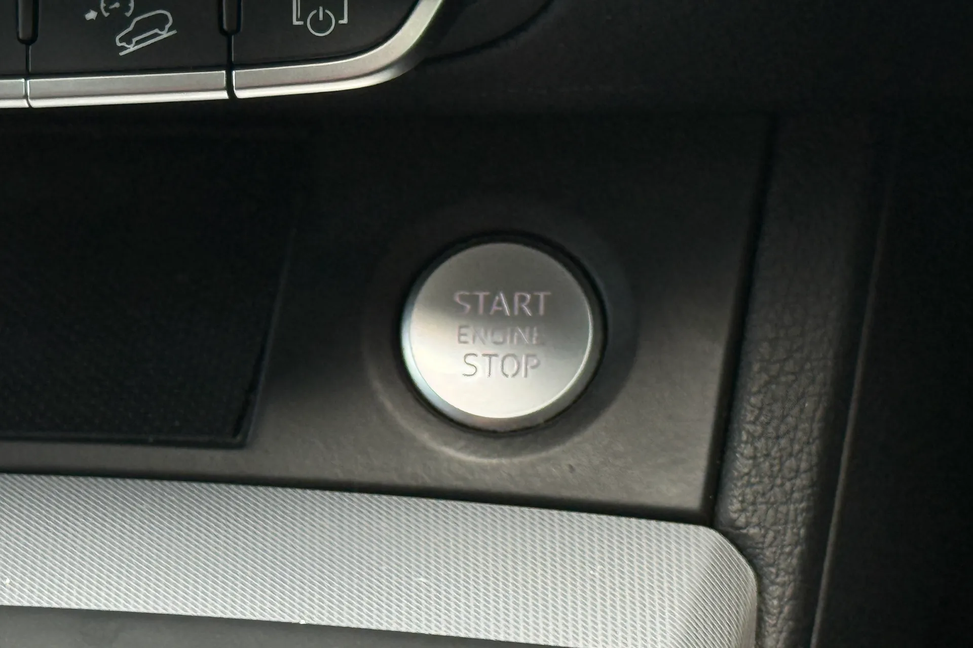 Audi Q5 thumbnail image number 25