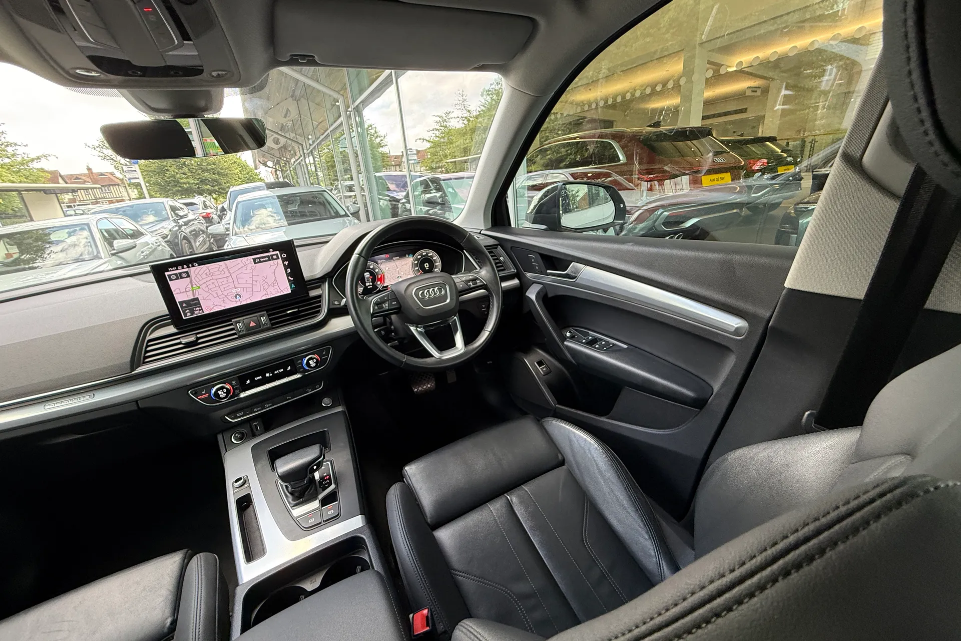 Audi Q5 thumbnail image number 45