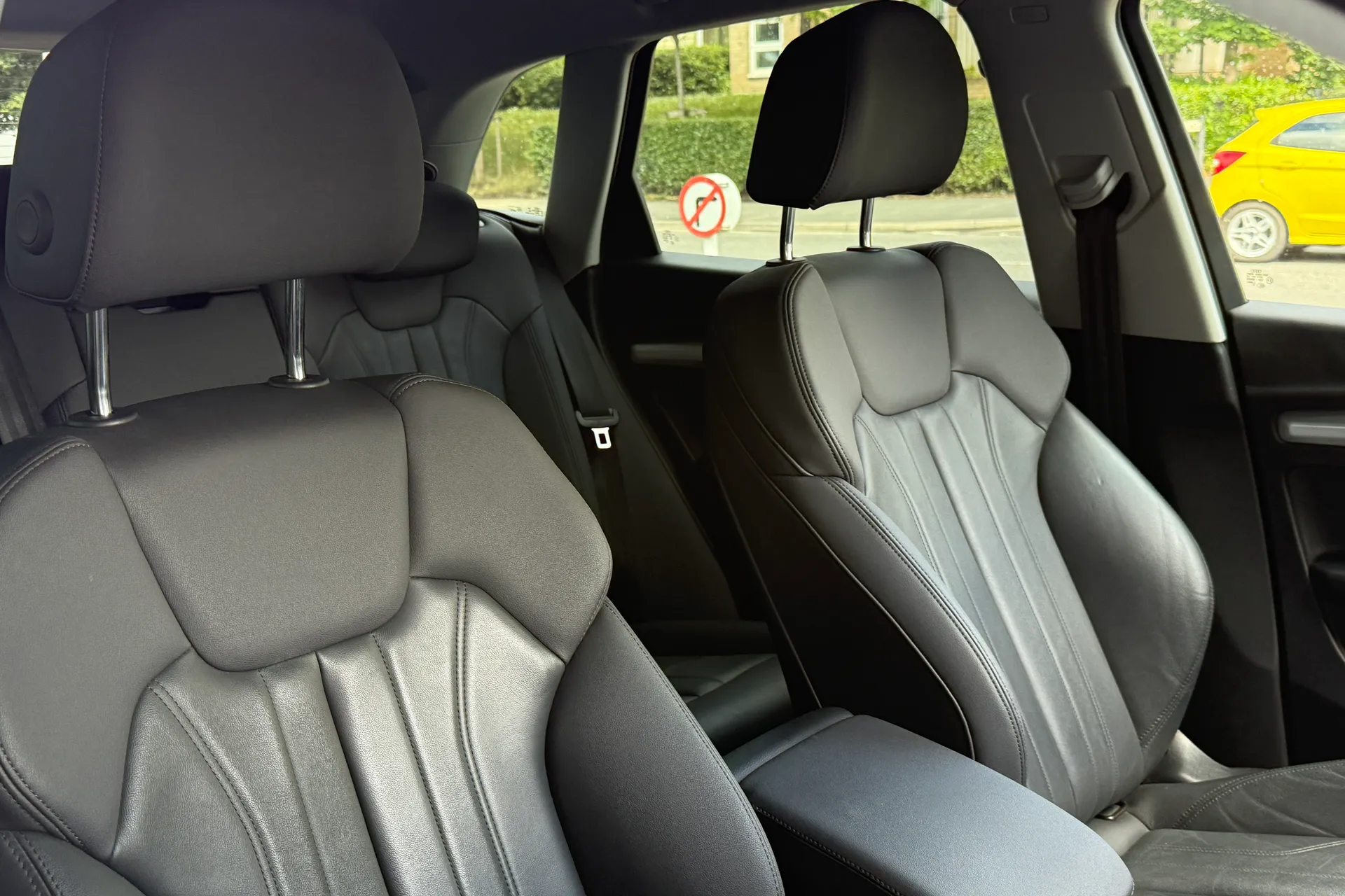 Audi Q5 thumbnail image number 36