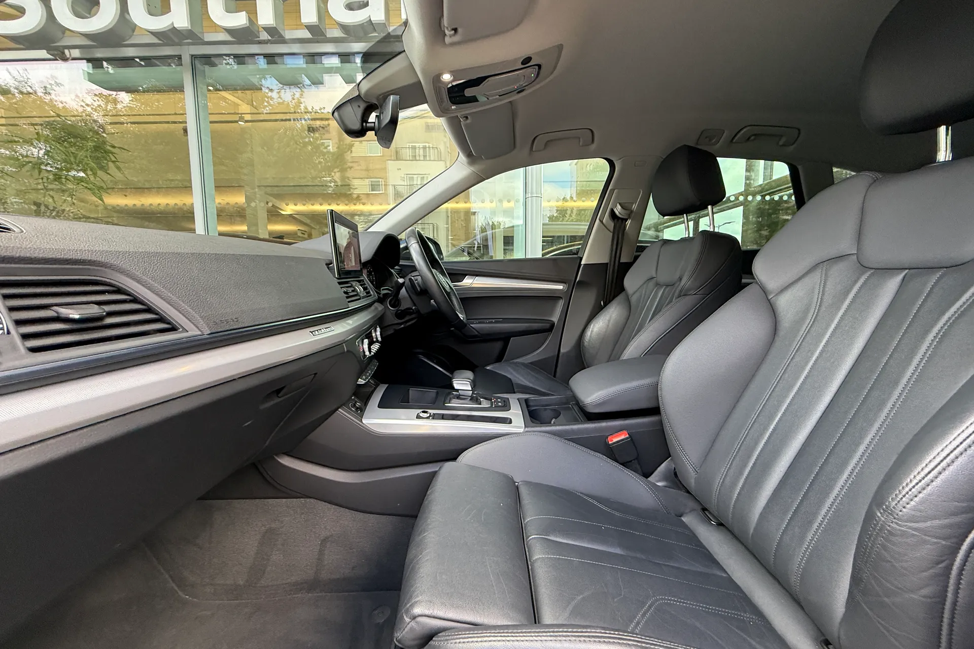 Audi Q5 thumbnail image number 56