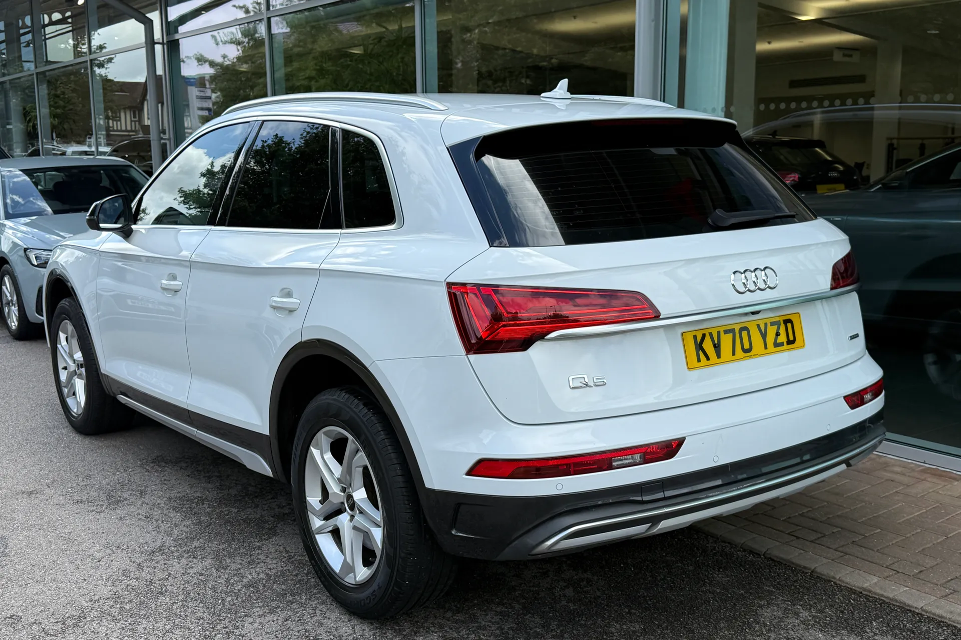 Audi Q5 thumbnail image number 11