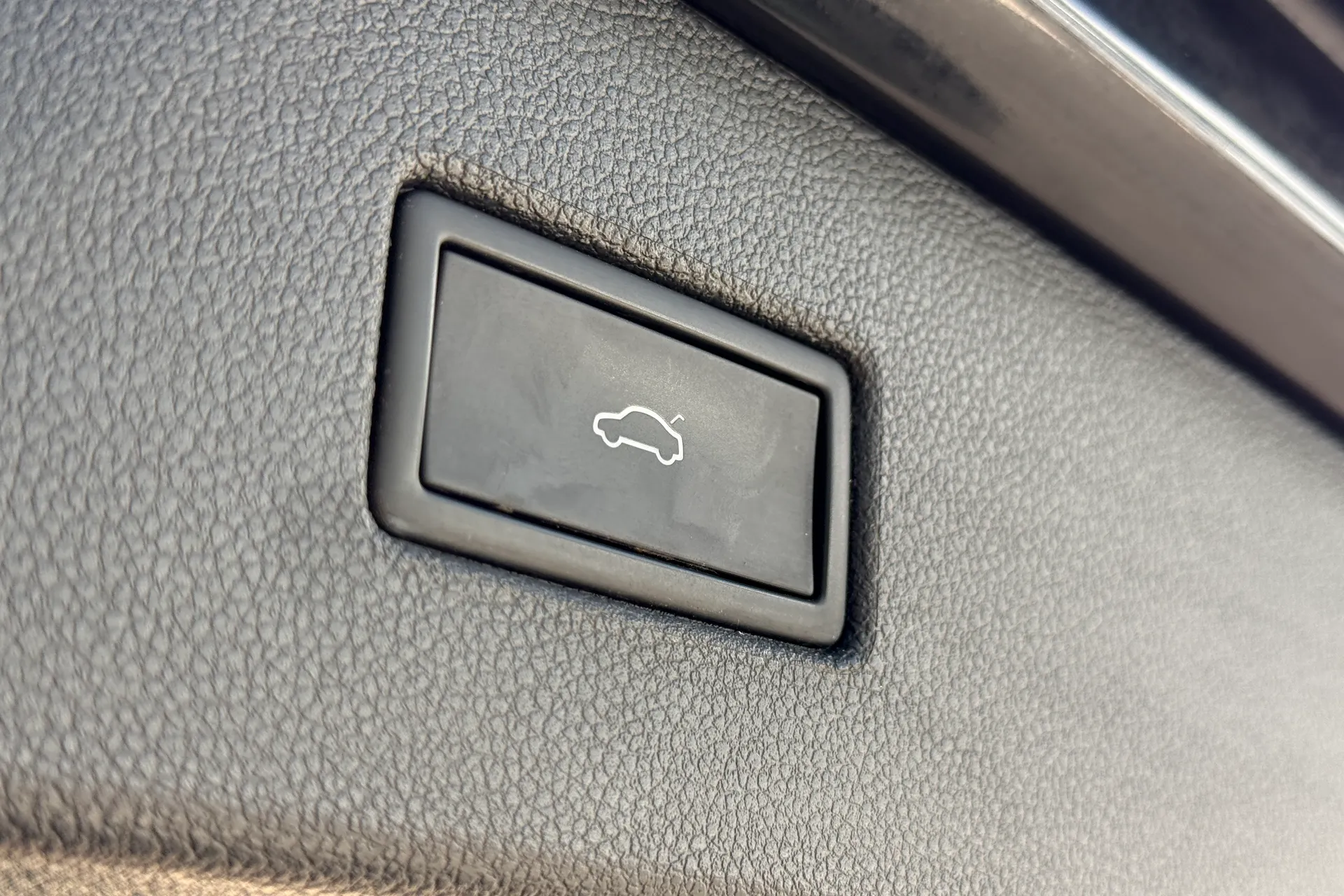 VOLKSWAGEN TIGUAN thumbnail image number 46
