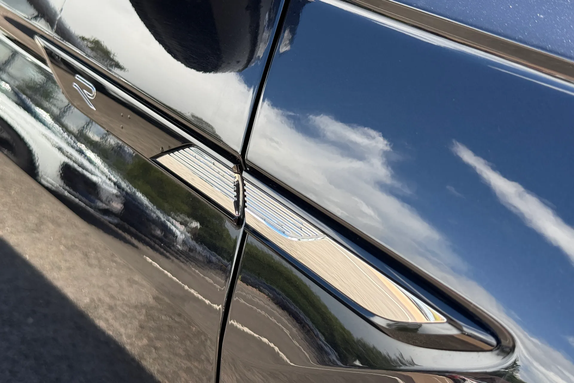 VOLKSWAGEN TIGUAN thumbnail image number 13