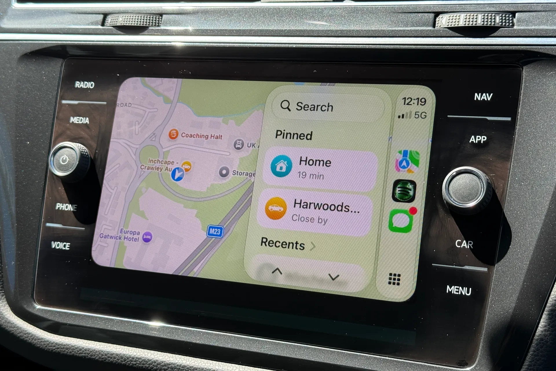 VOLKSWAGEN TIGUAN thumbnail image number 9