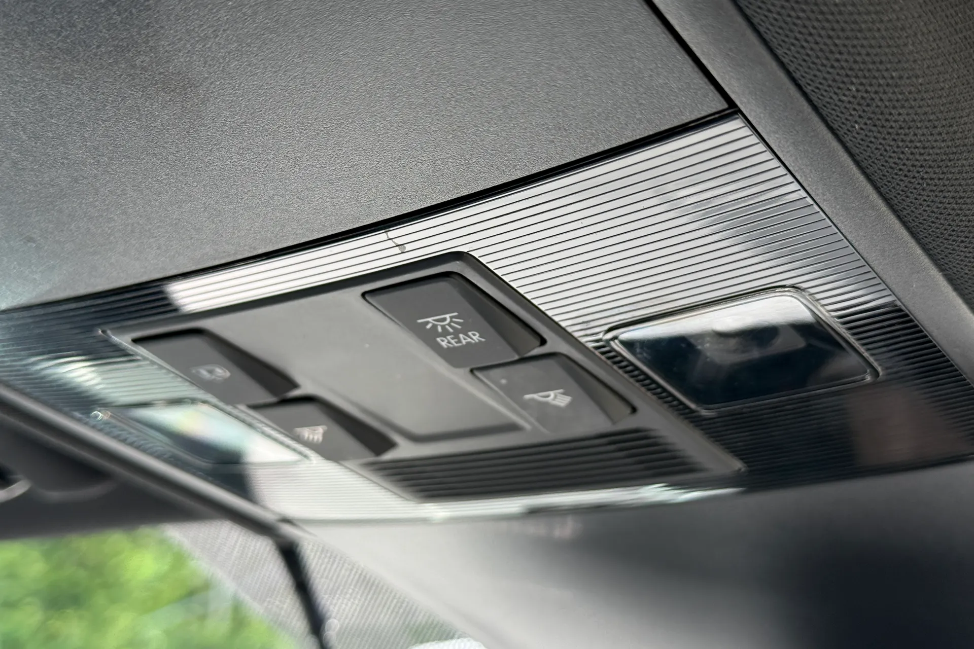 VOLKSWAGEN TIGUAN thumbnail image number 22