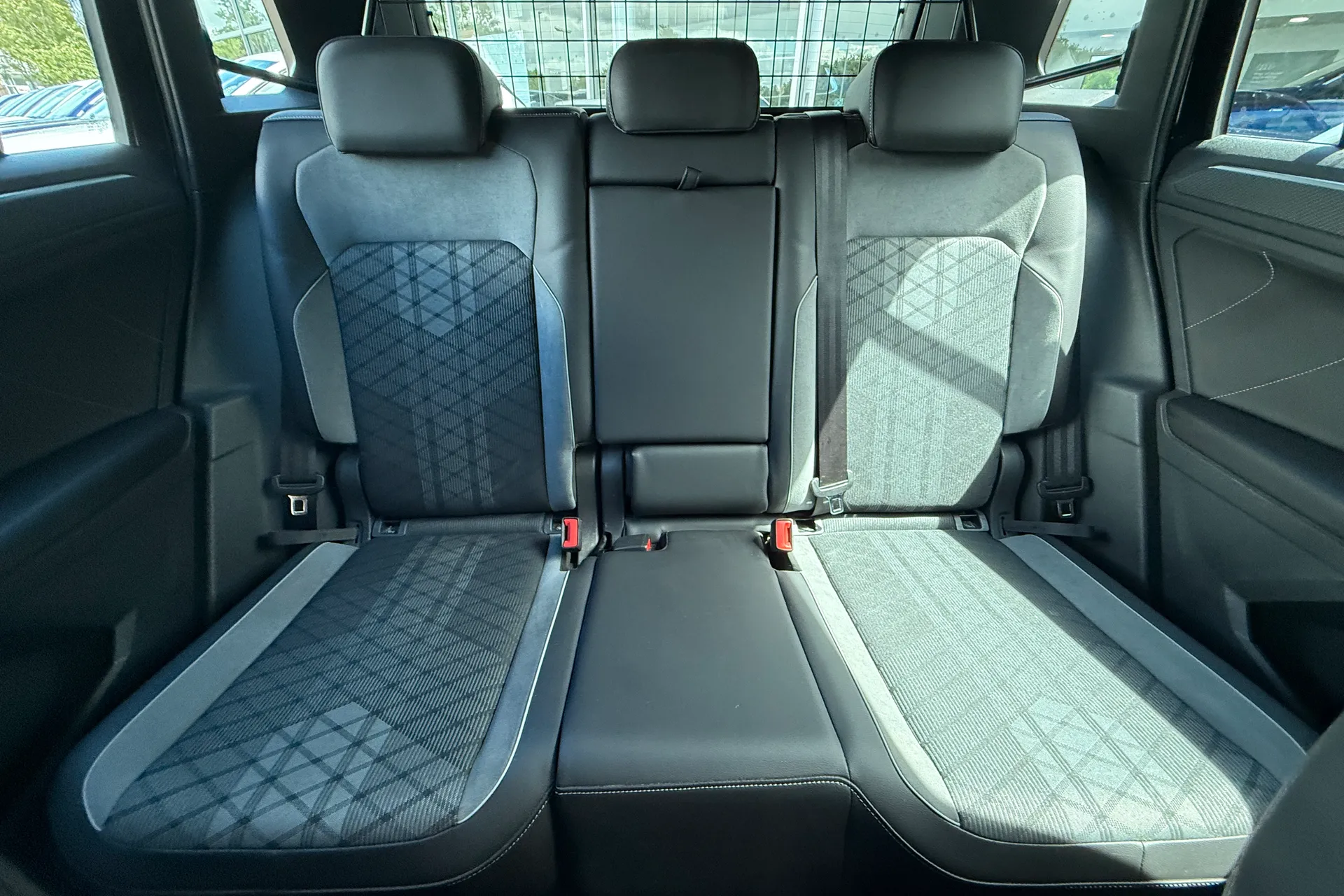 VOLKSWAGEN TIGUAN thumbnail image number 28