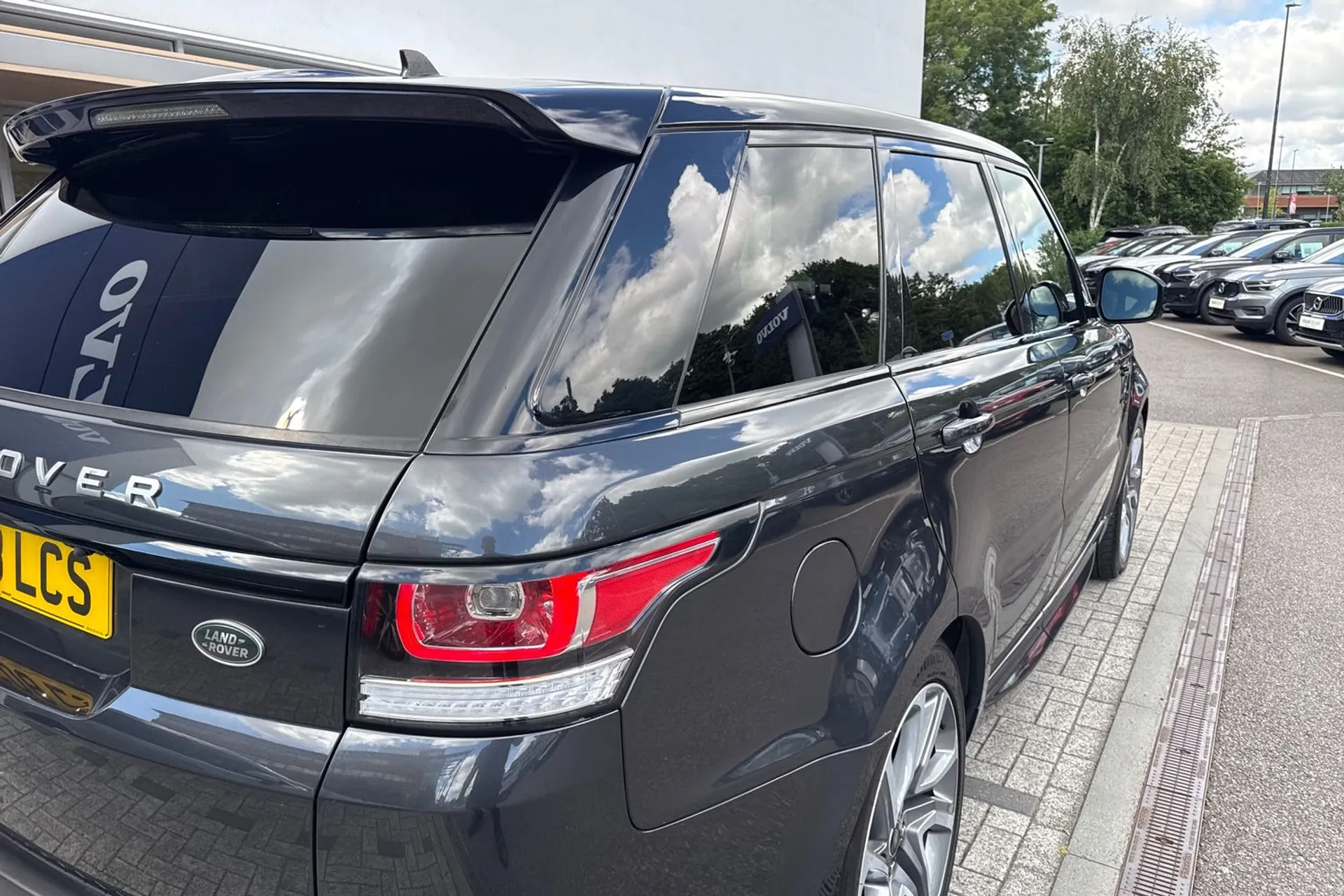 LAND ROVER RANGE ROVER SPORT thumbnail image number 16
