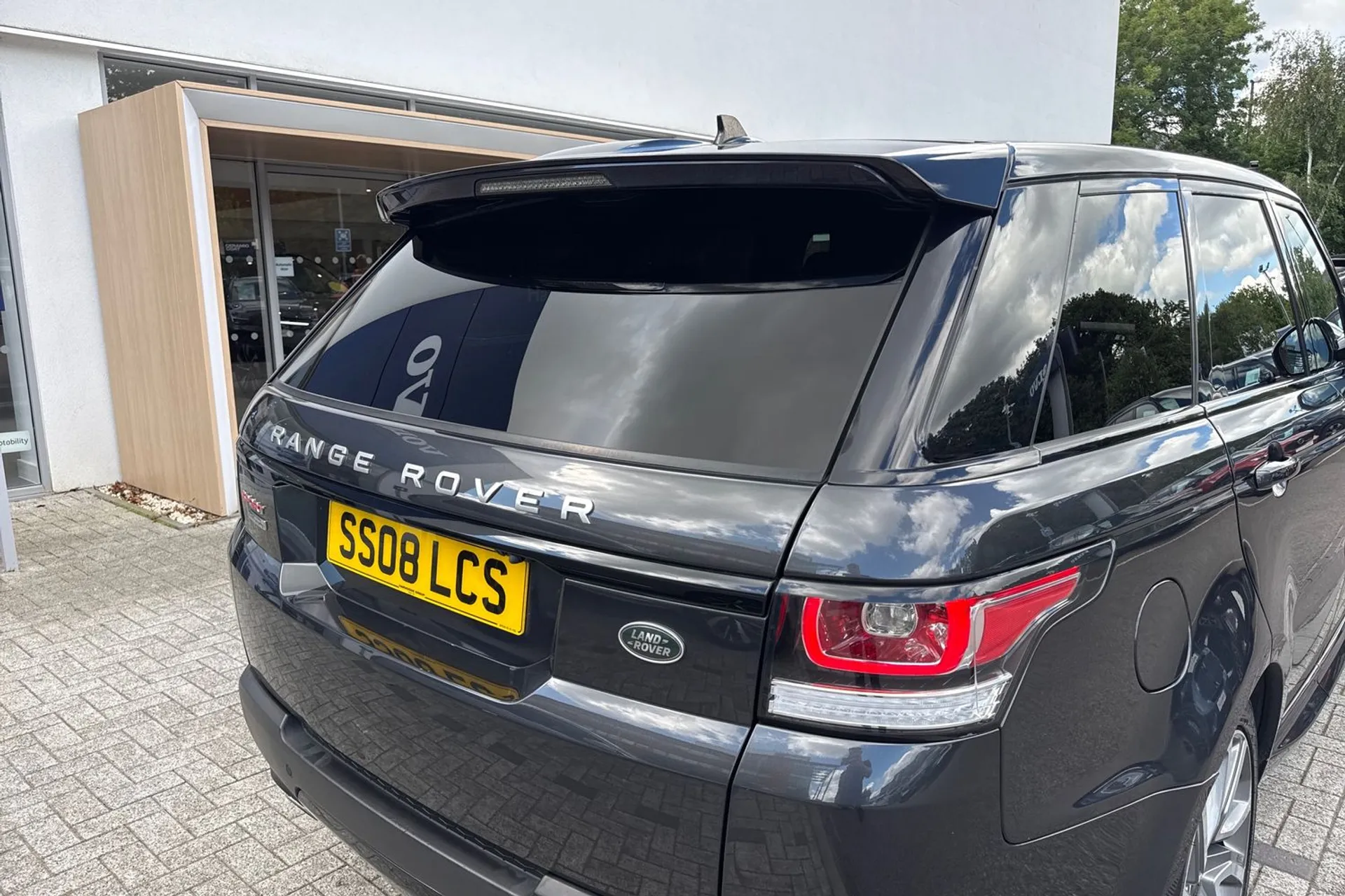LAND ROVER RANGE ROVER SPORT thumbnail image number 17