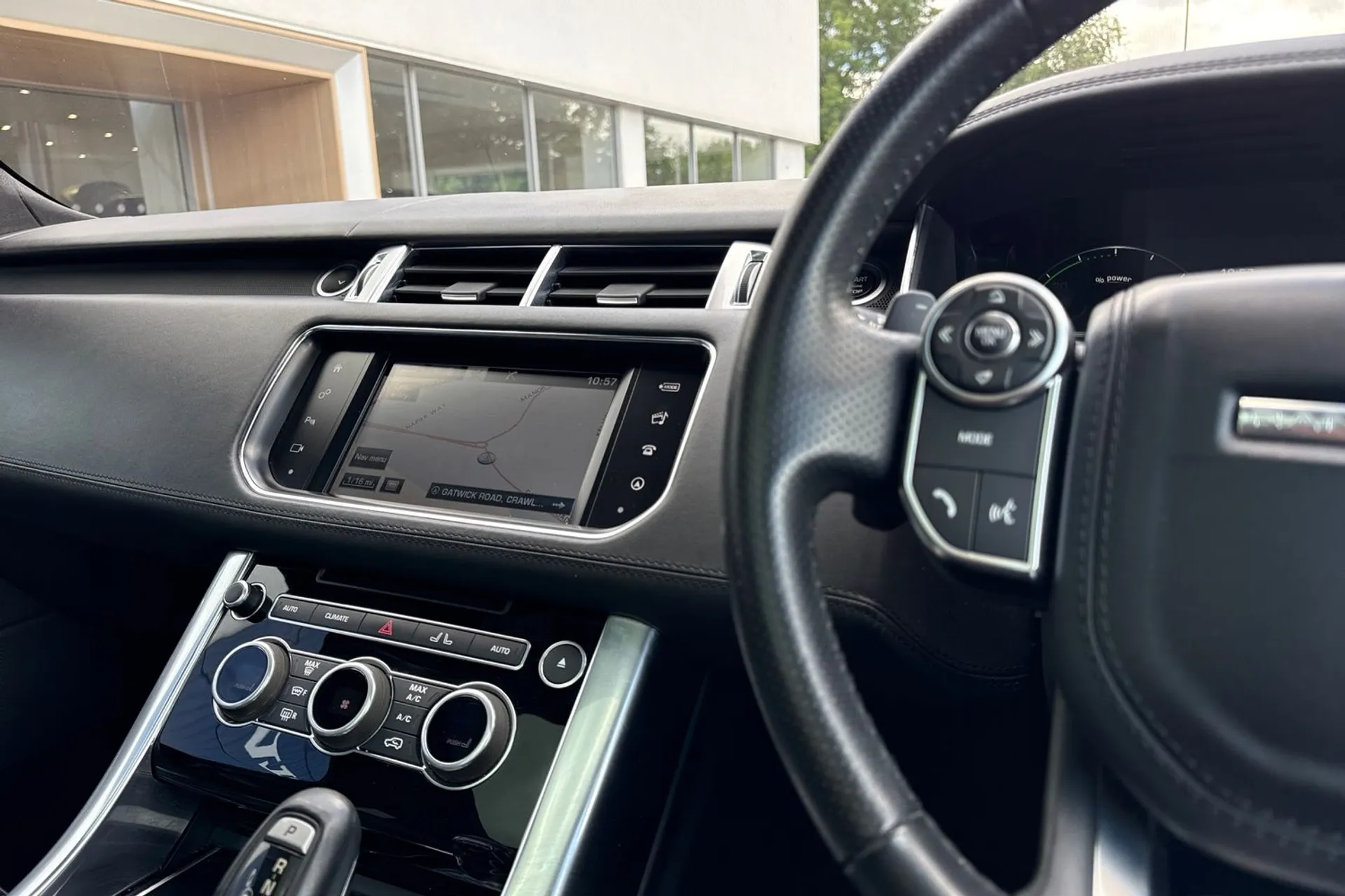 LAND ROVER RANGE ROVER SPORT thumbnail image number 38