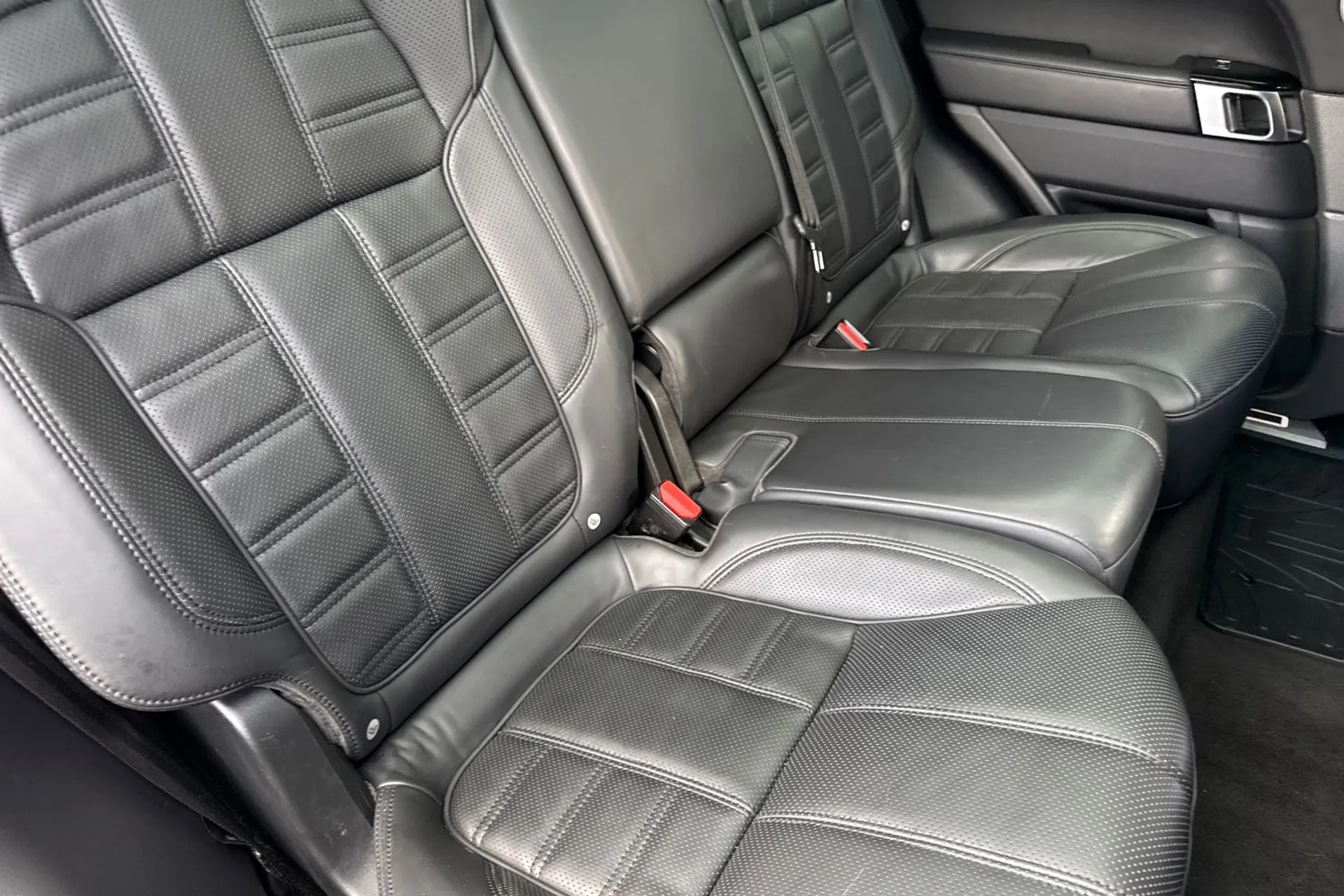LAND ROVER RANGE ROVER SPORT thumbnail image number 26