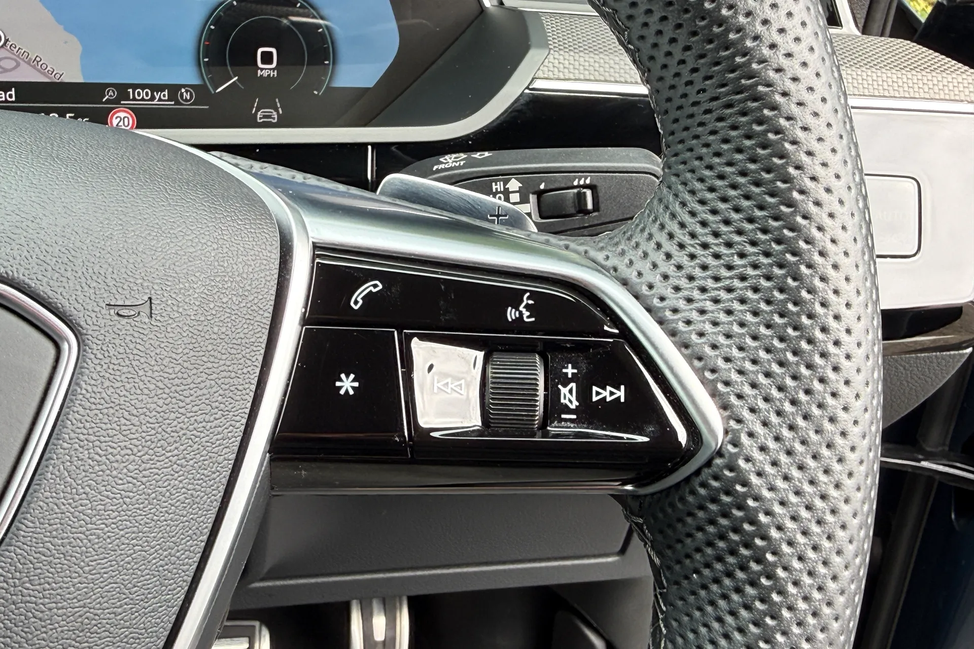 Audi Q8 thumbnail image number 69