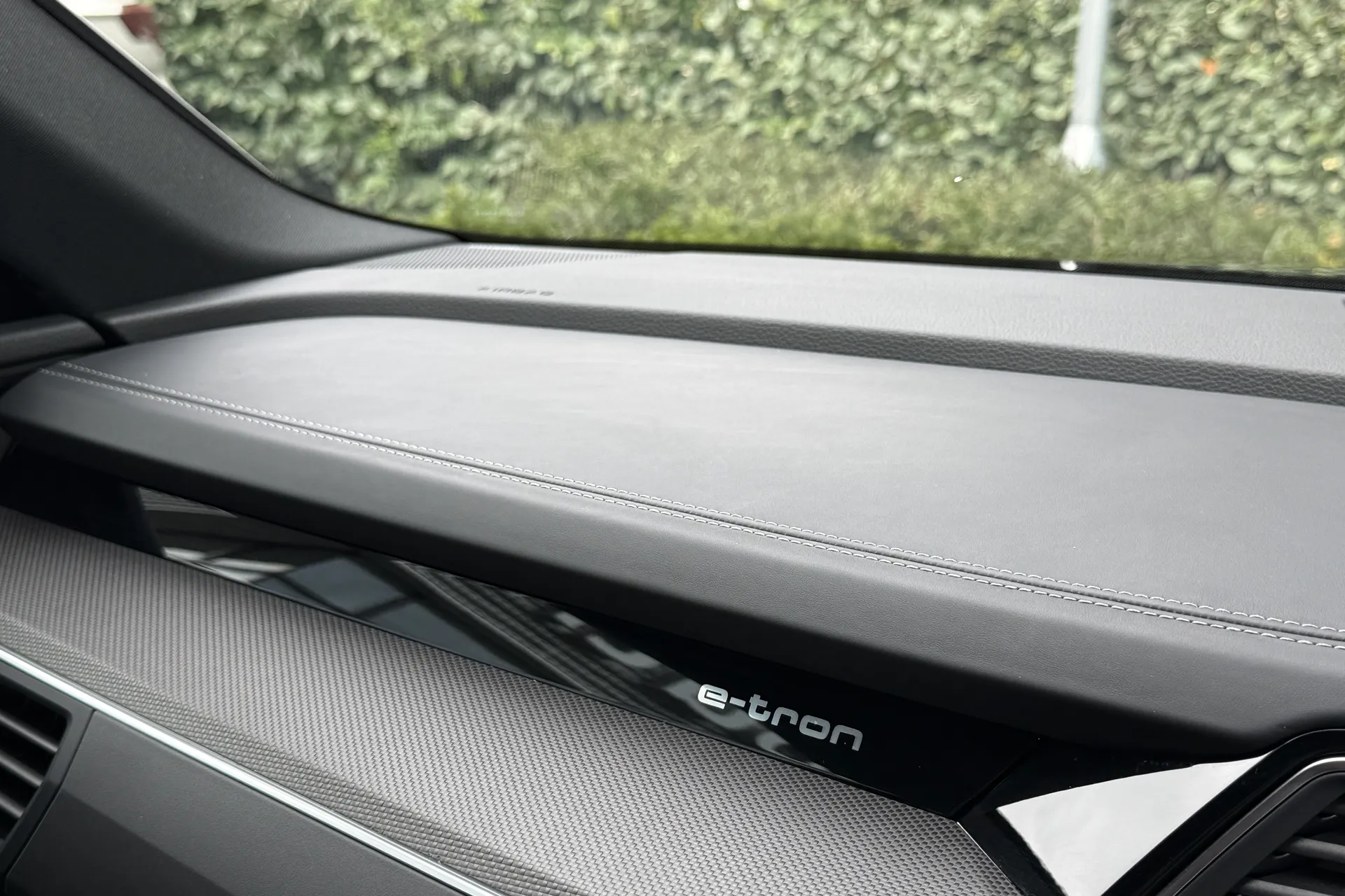 Audi Q8 thumbnail image number 71