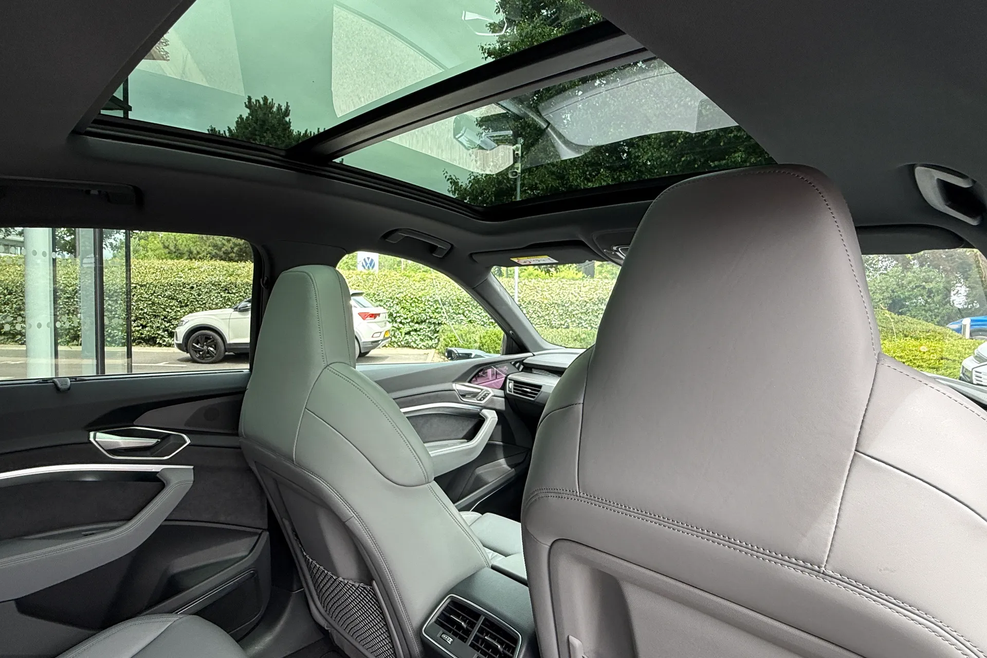 Audi Q8 thumbnail image number 52