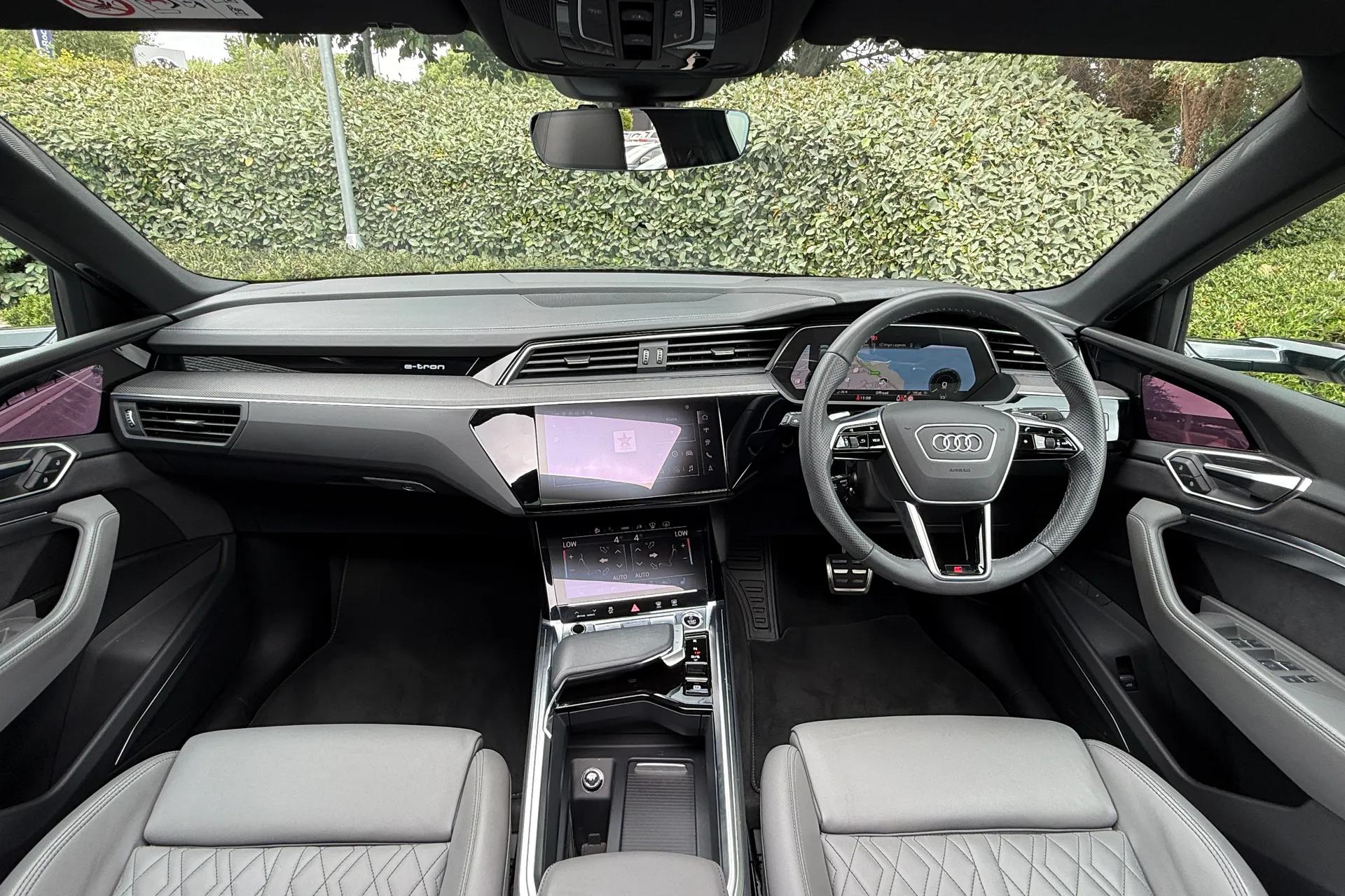 Audi Q8 thumbnail image number 50