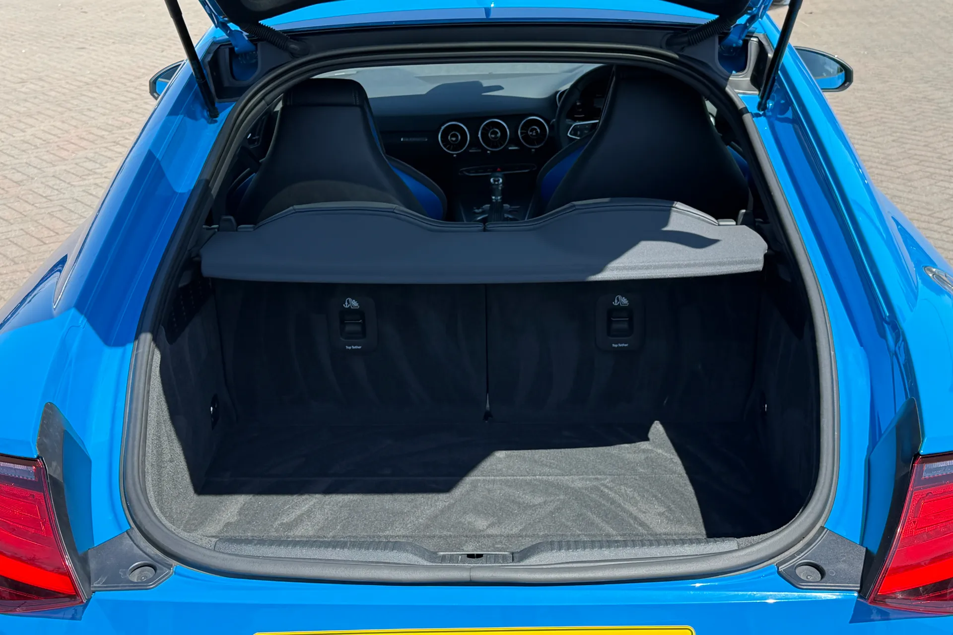 Audi TT thumbnail image number 34