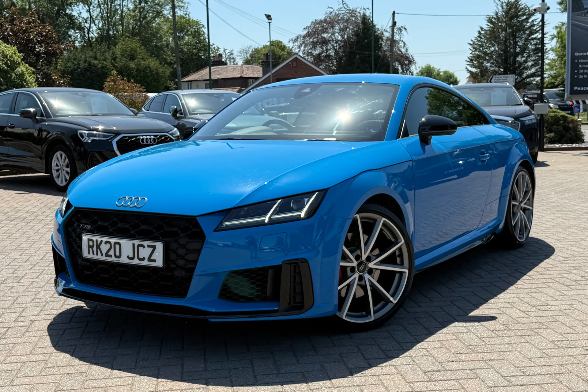 Audi TT thumbnail image number 25