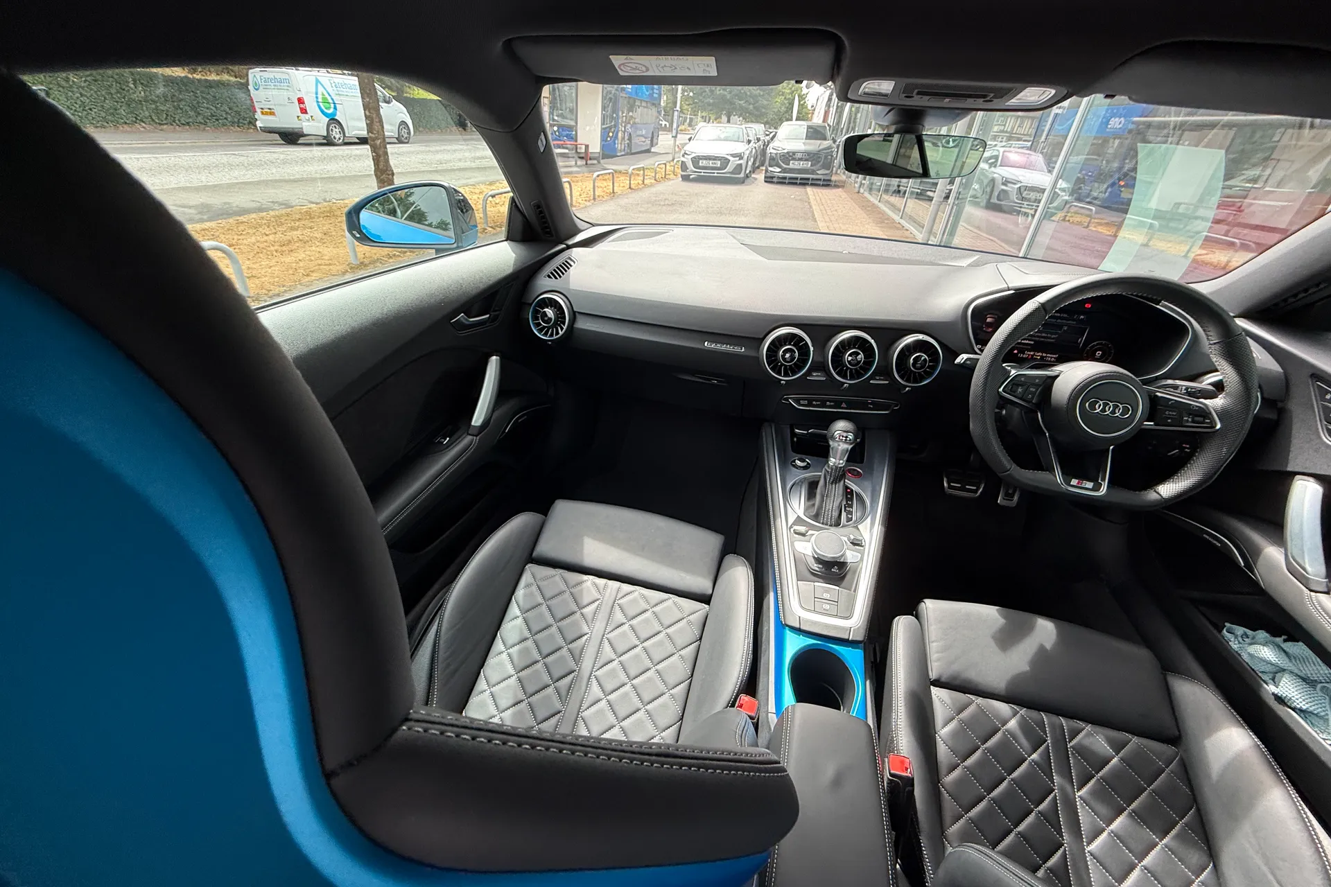 Audi TT thumbnail image number 46