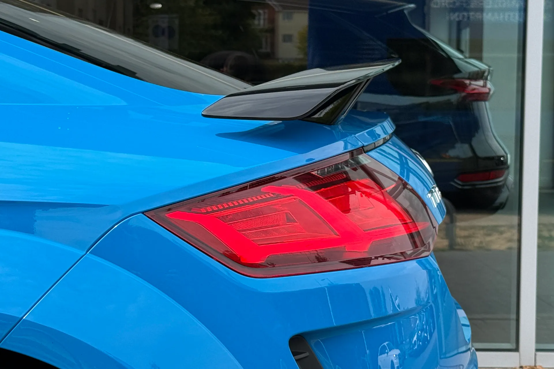 Audi TT thumbnail image number 48