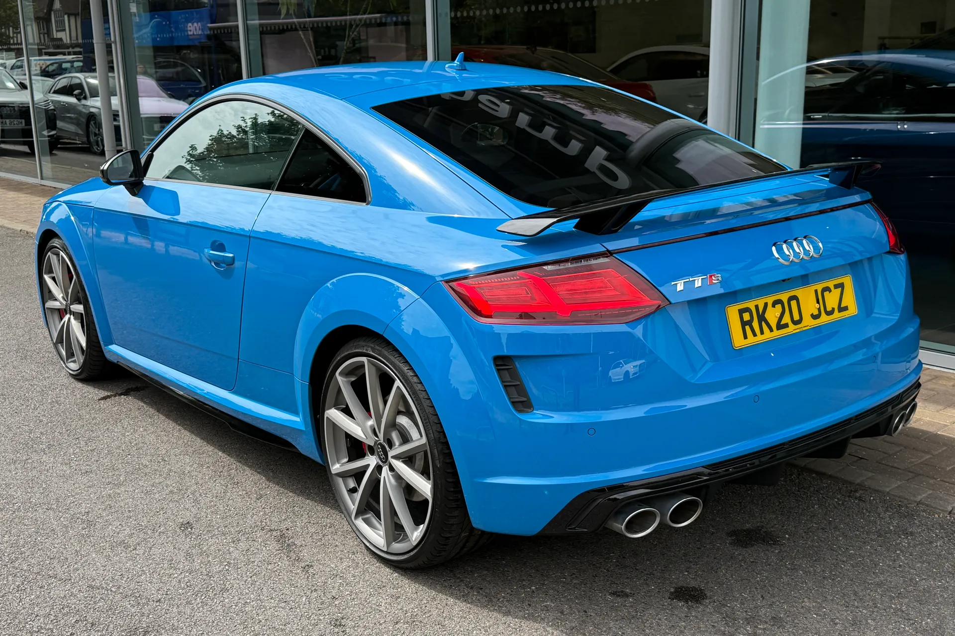 Audi TT thumbnail image number 3
