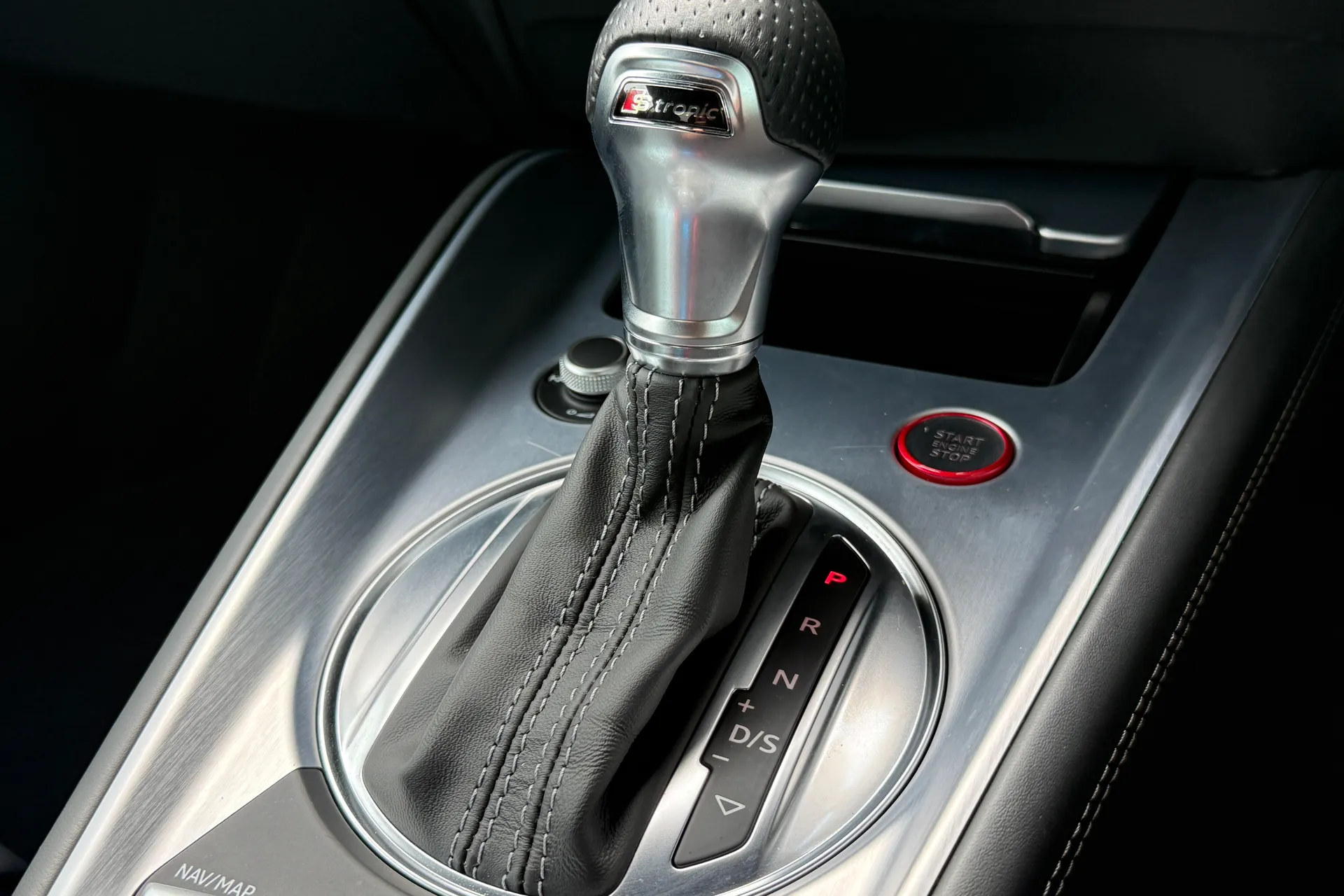 Audi TT thumbnail image number 29