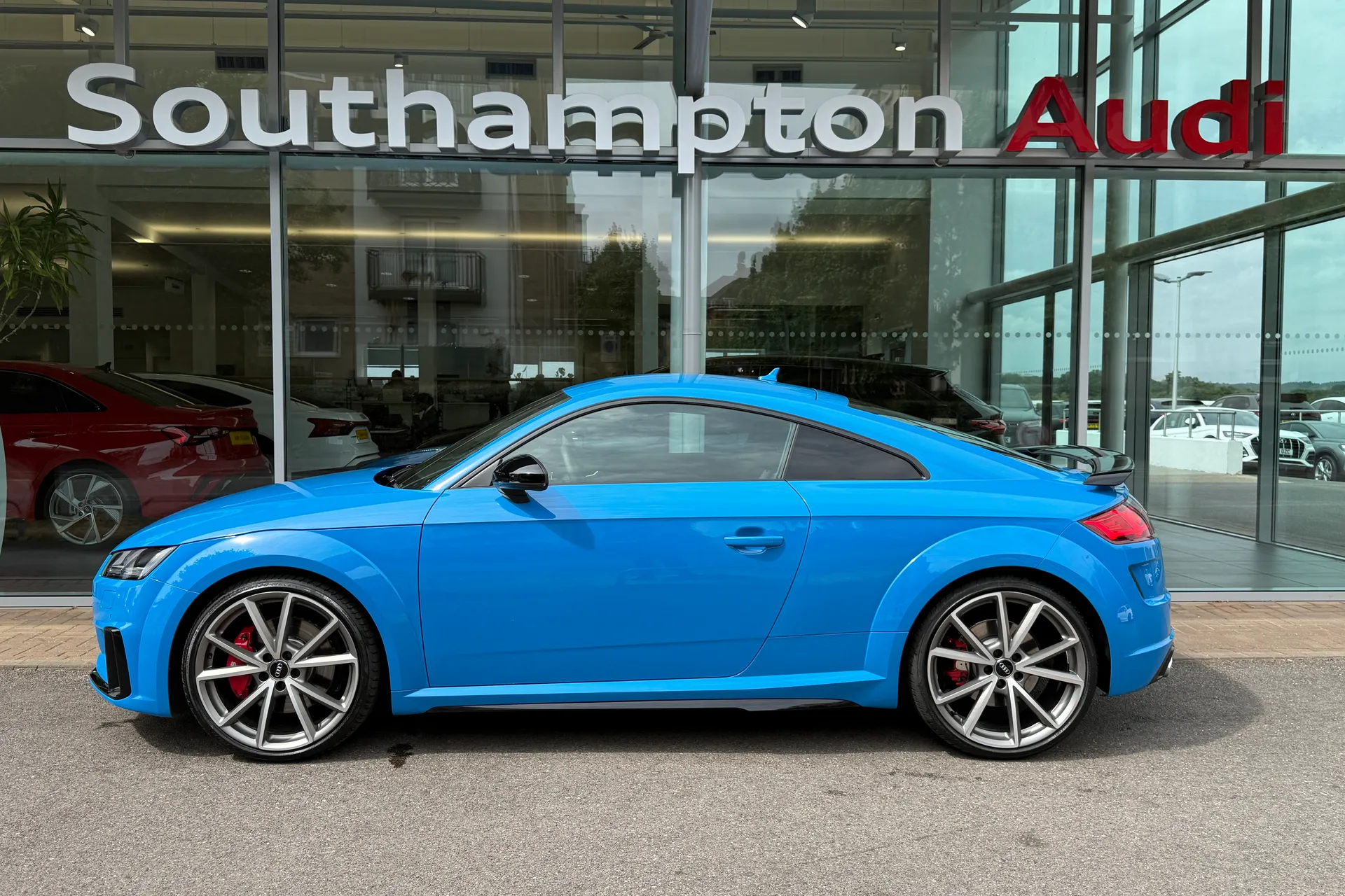 Audi TT thumbnail image number 49