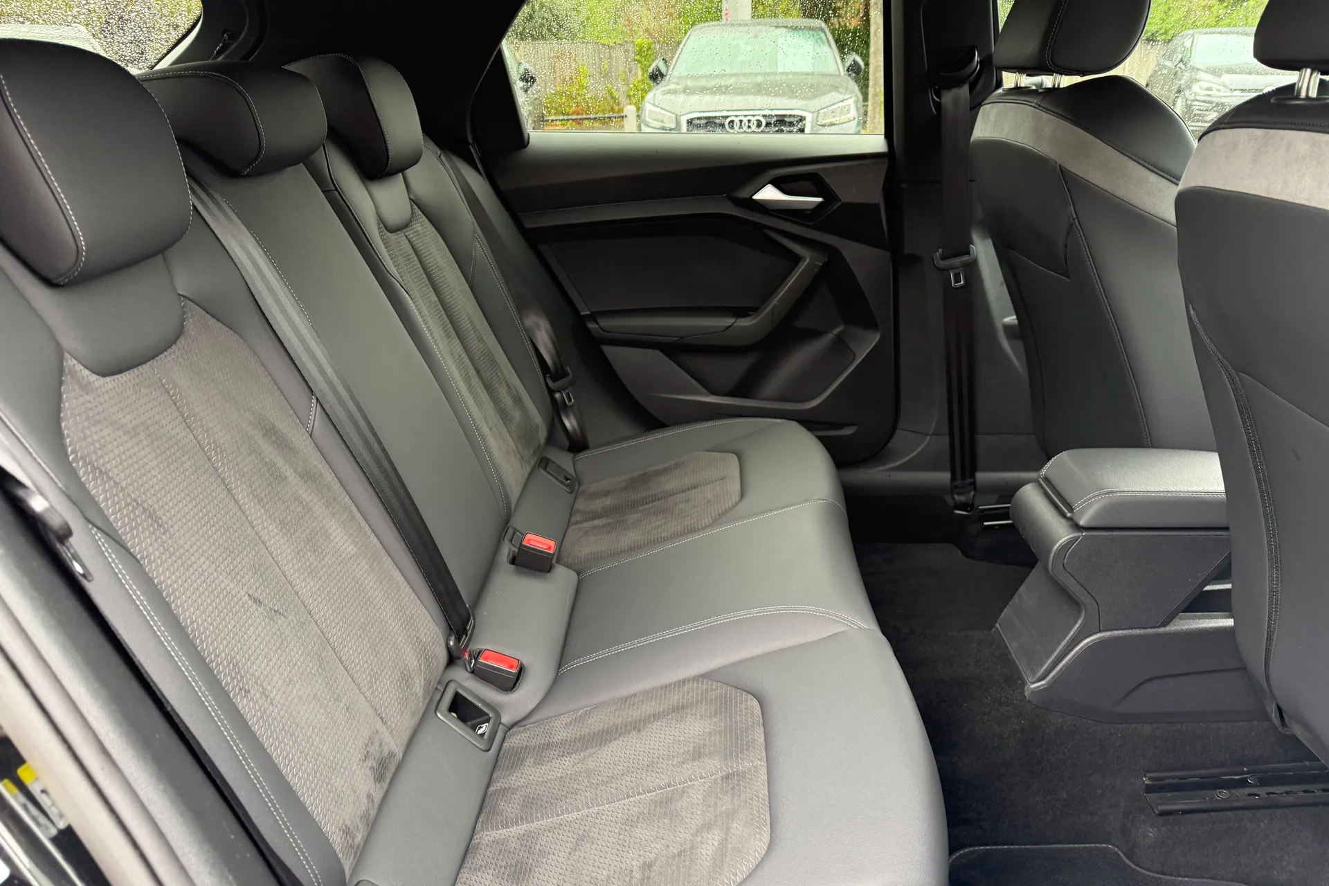 Audi A1 thumbnail image number 42