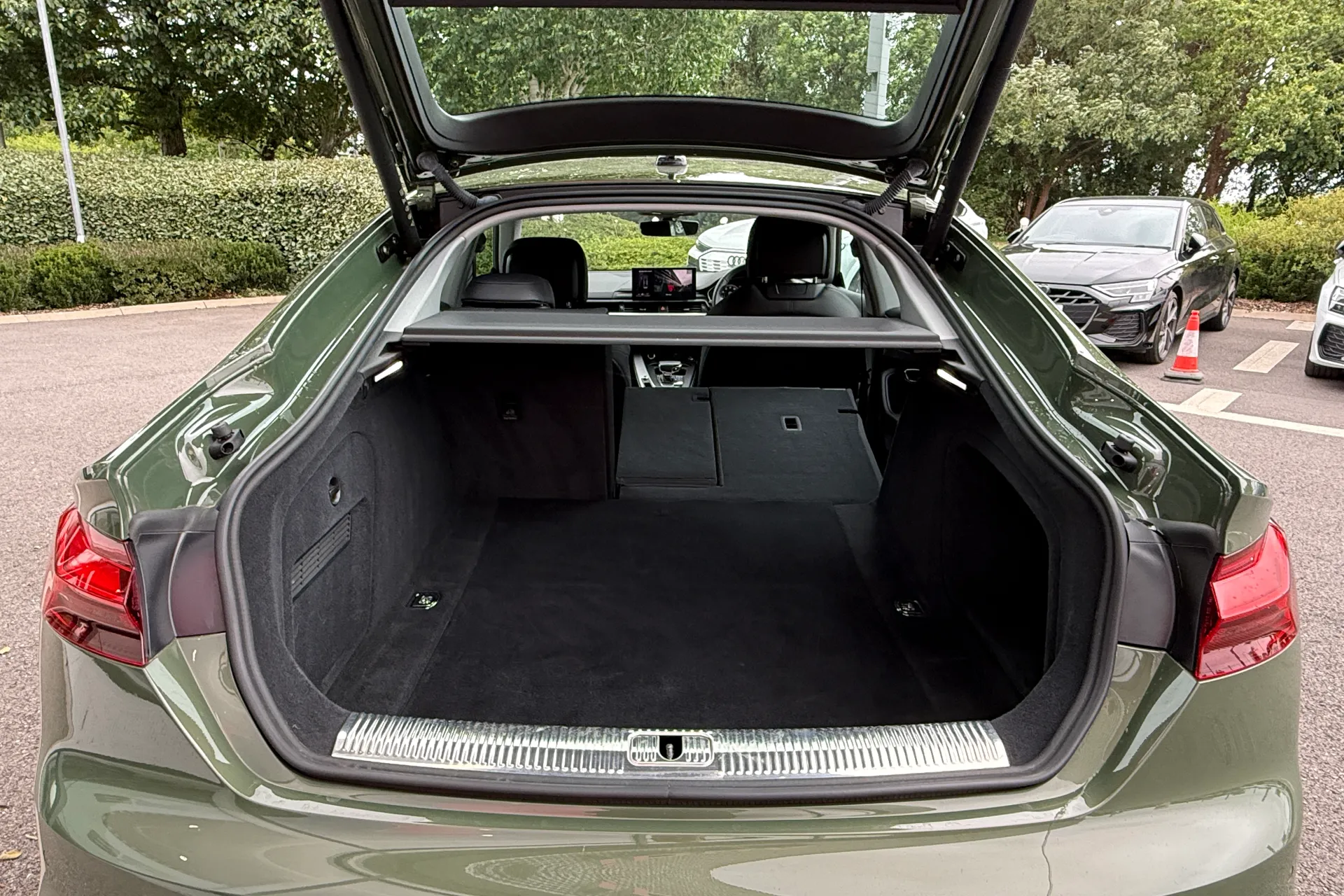 Audi A5 thumbnail image number 45
