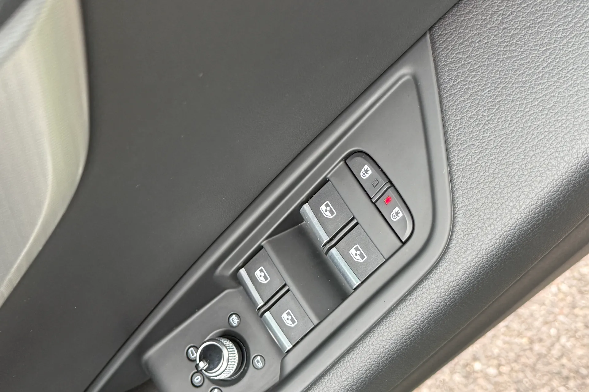 Audi A5 thumbnail image number 37