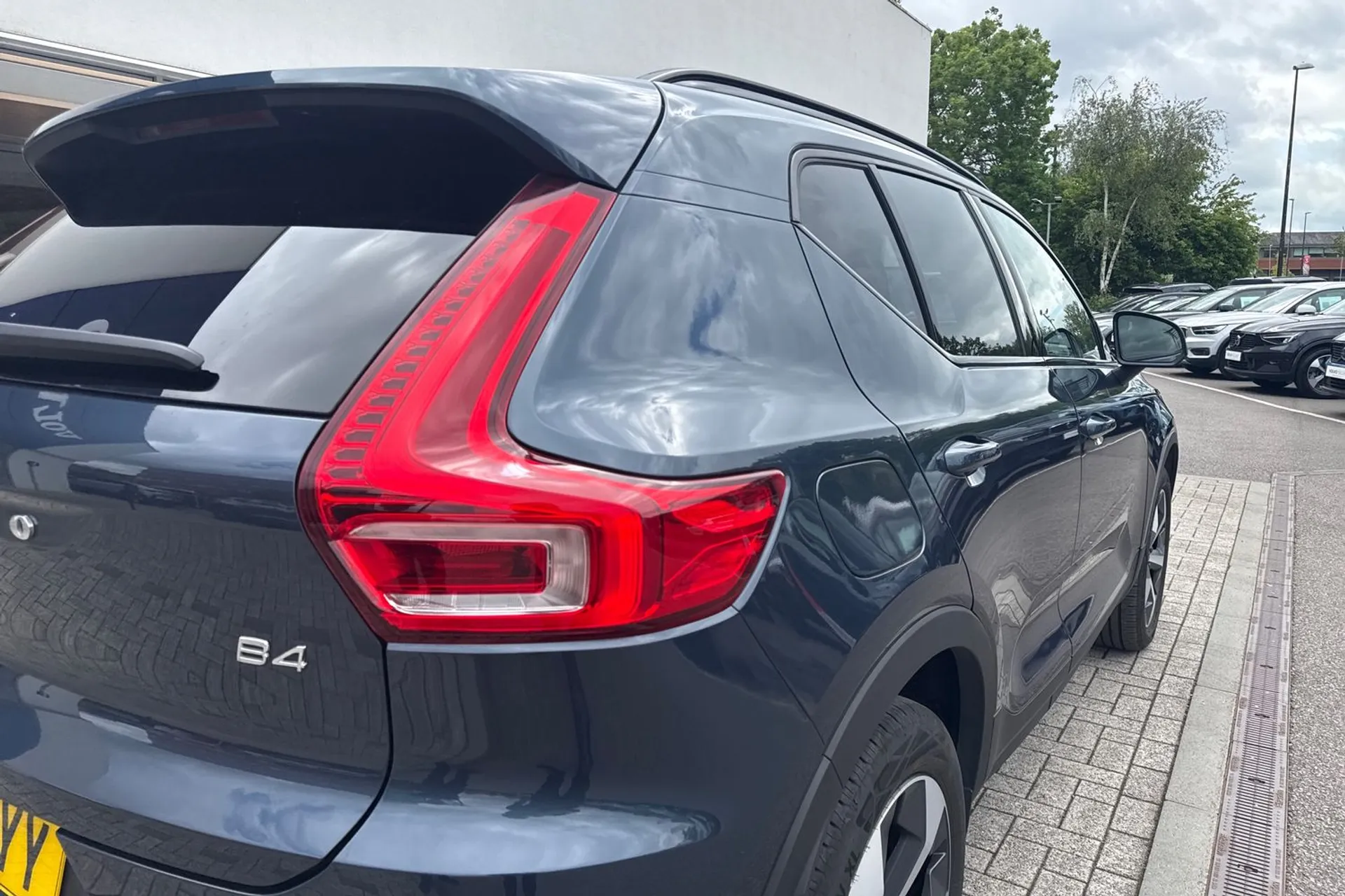 Volvo XC40 thumbnail image number 15