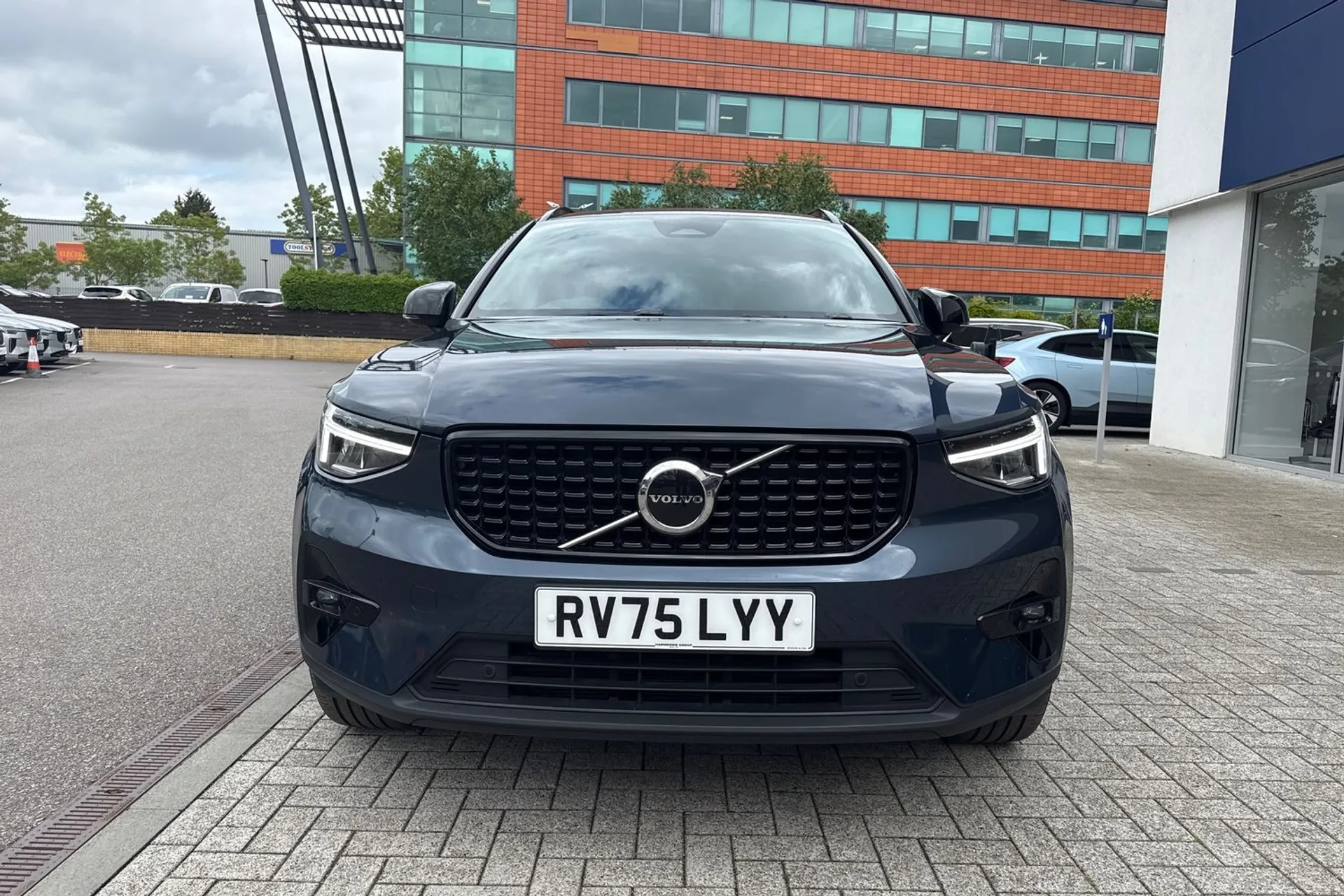 Volvo XC40 thumbnail image number 13